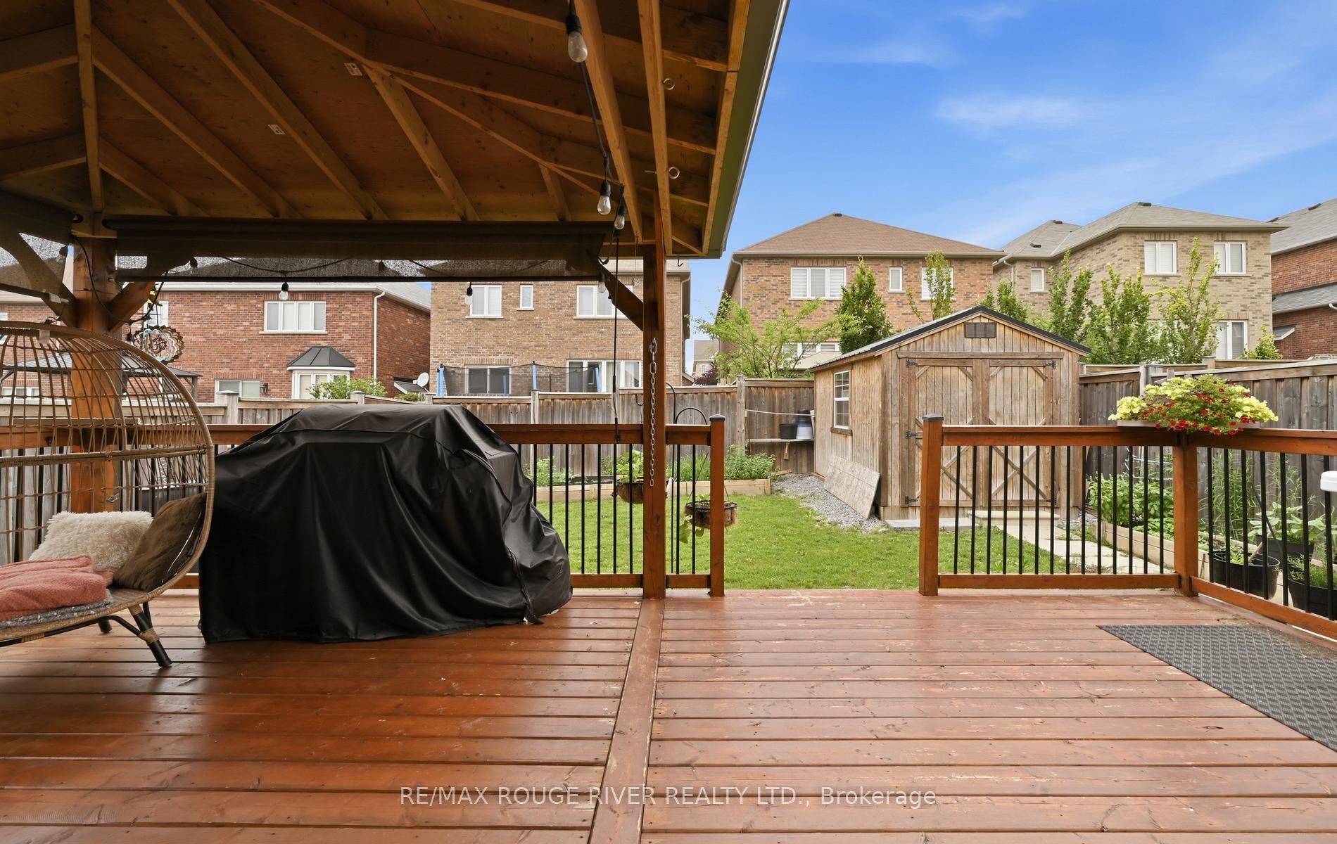886 Groveland Avenue Property Photo 37