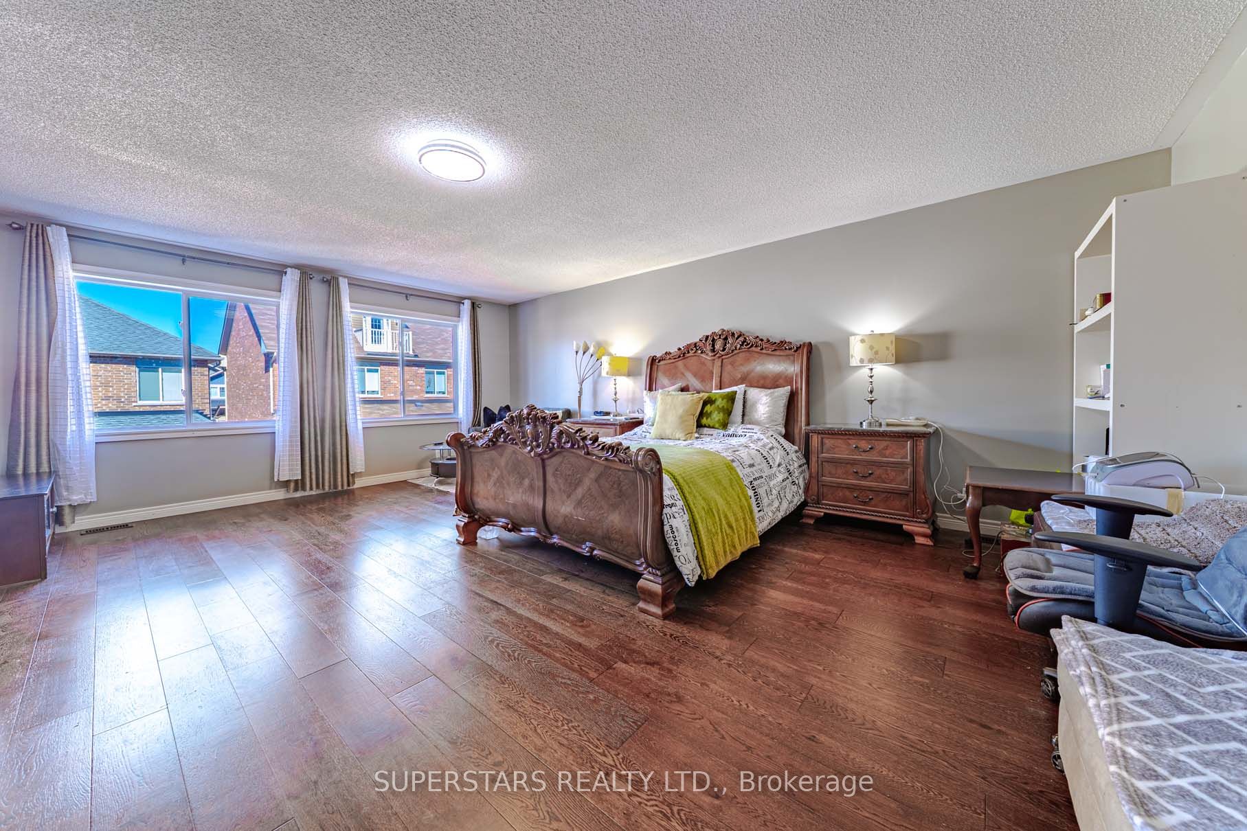 2410 Bridle Road Property Photo 19