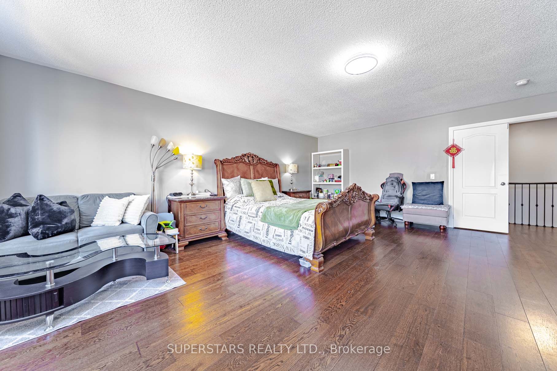 2410 Bridle Road Property Photo 20