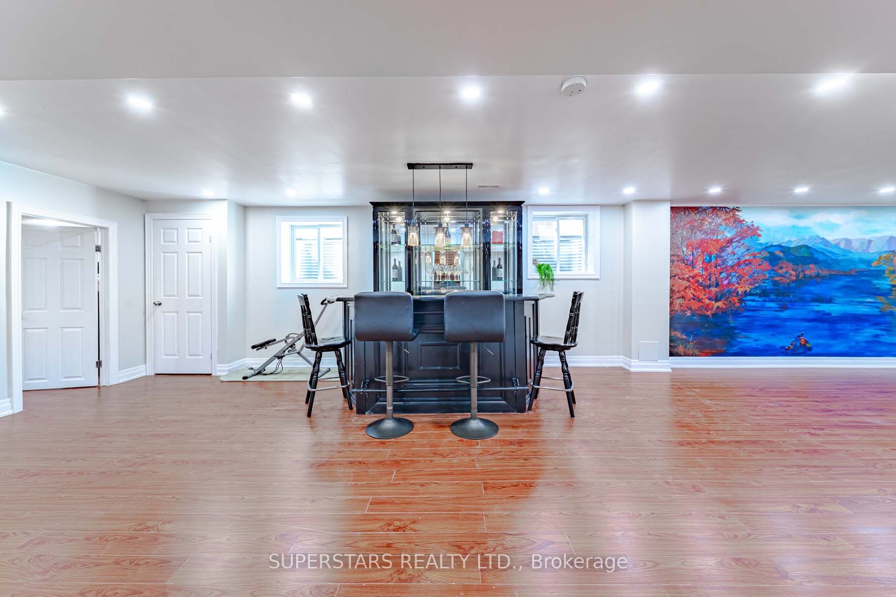 2410 Bridle Road Property Photo 37