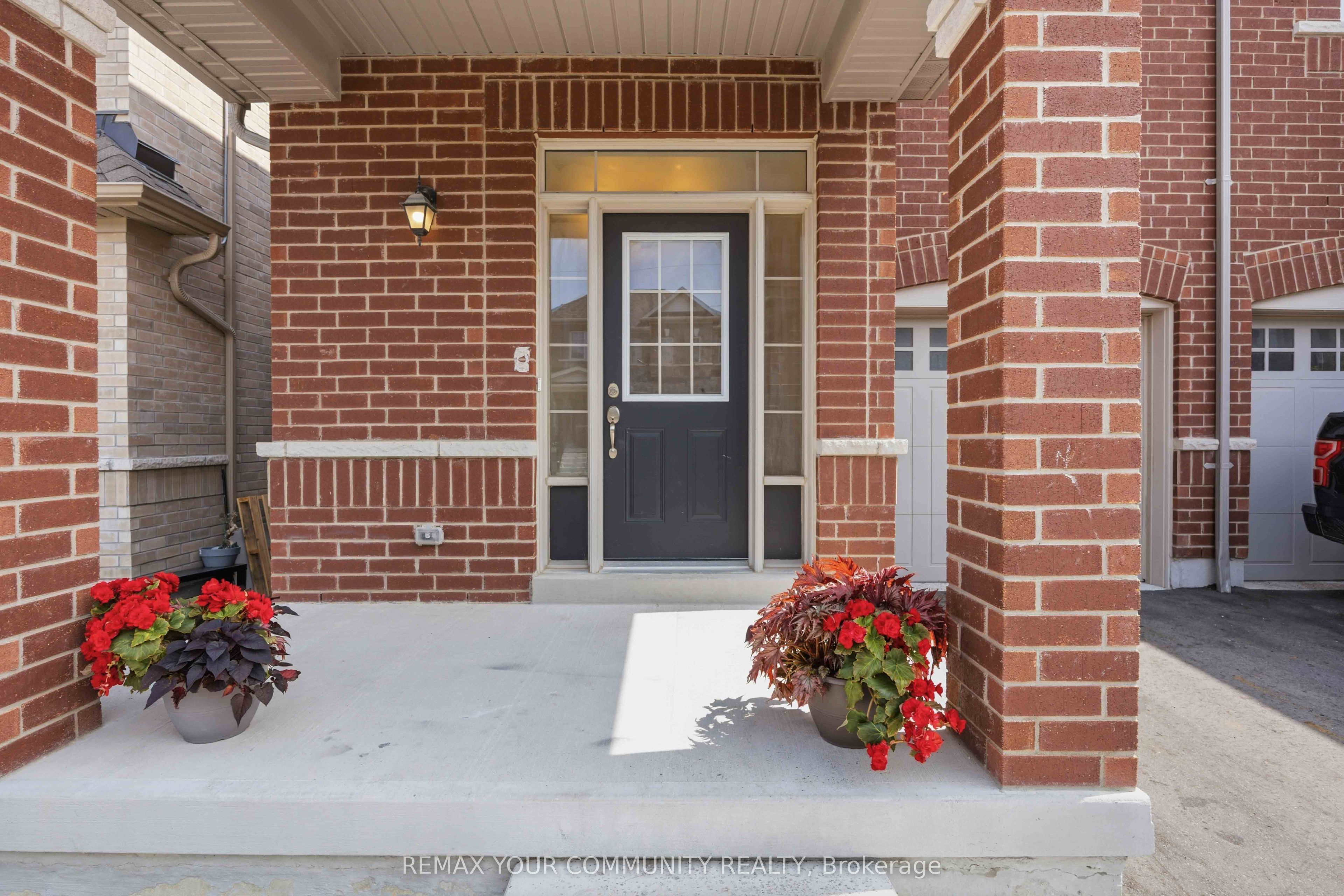 1117 Skyridge Boulevard Property Photo 2