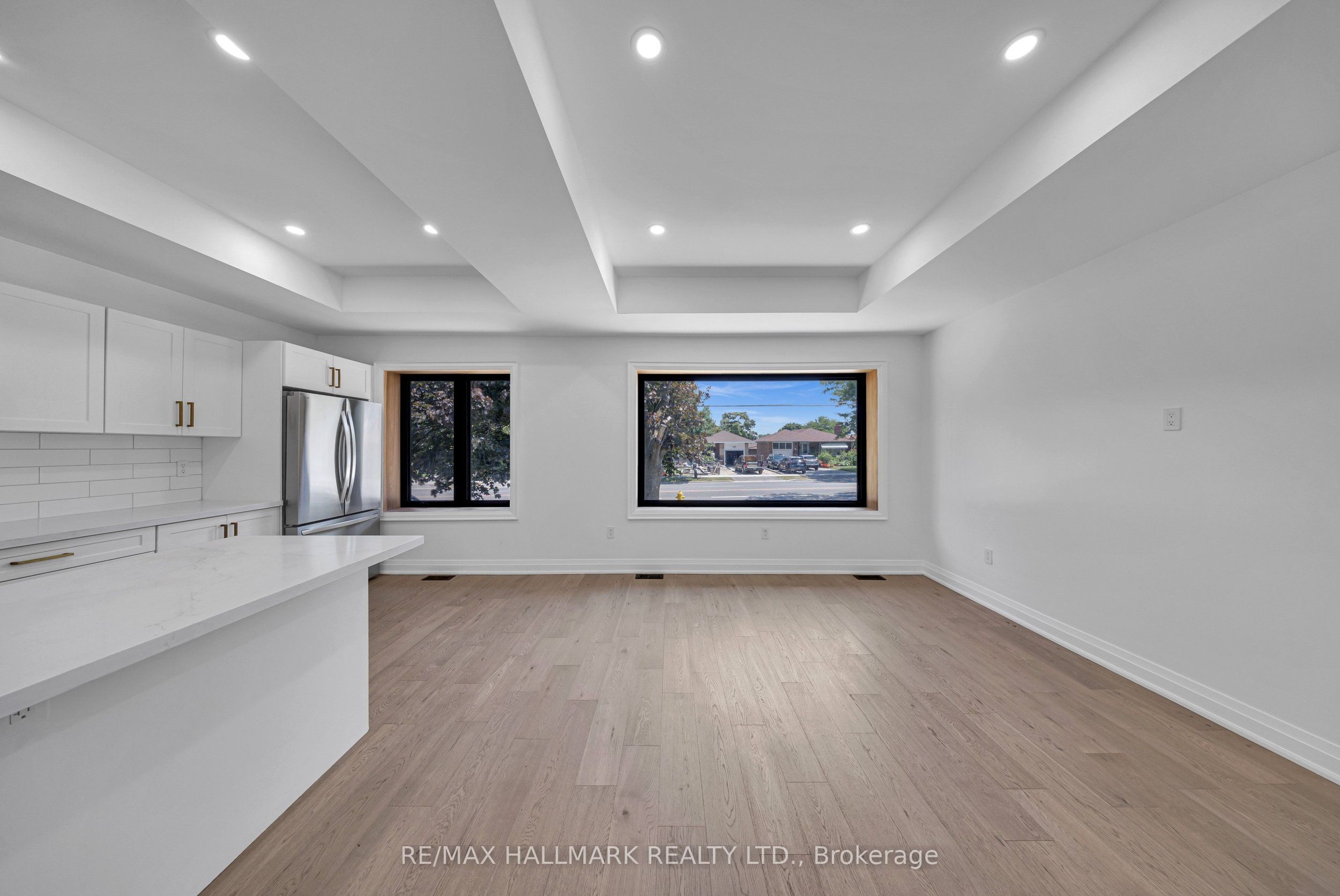 978 Midland Avenue Property Photo 13