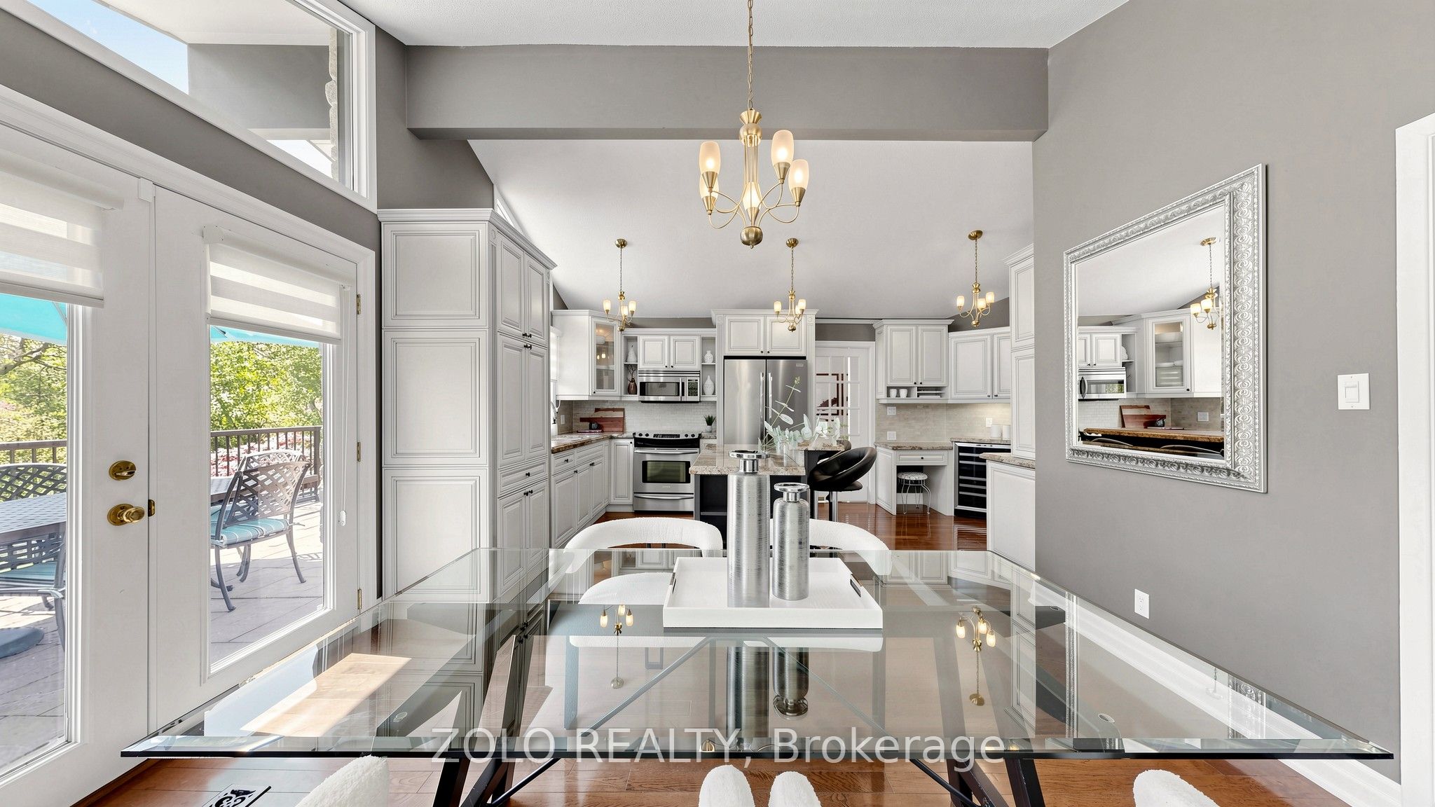 41 Meadowcliffe Drive Property Photo 11