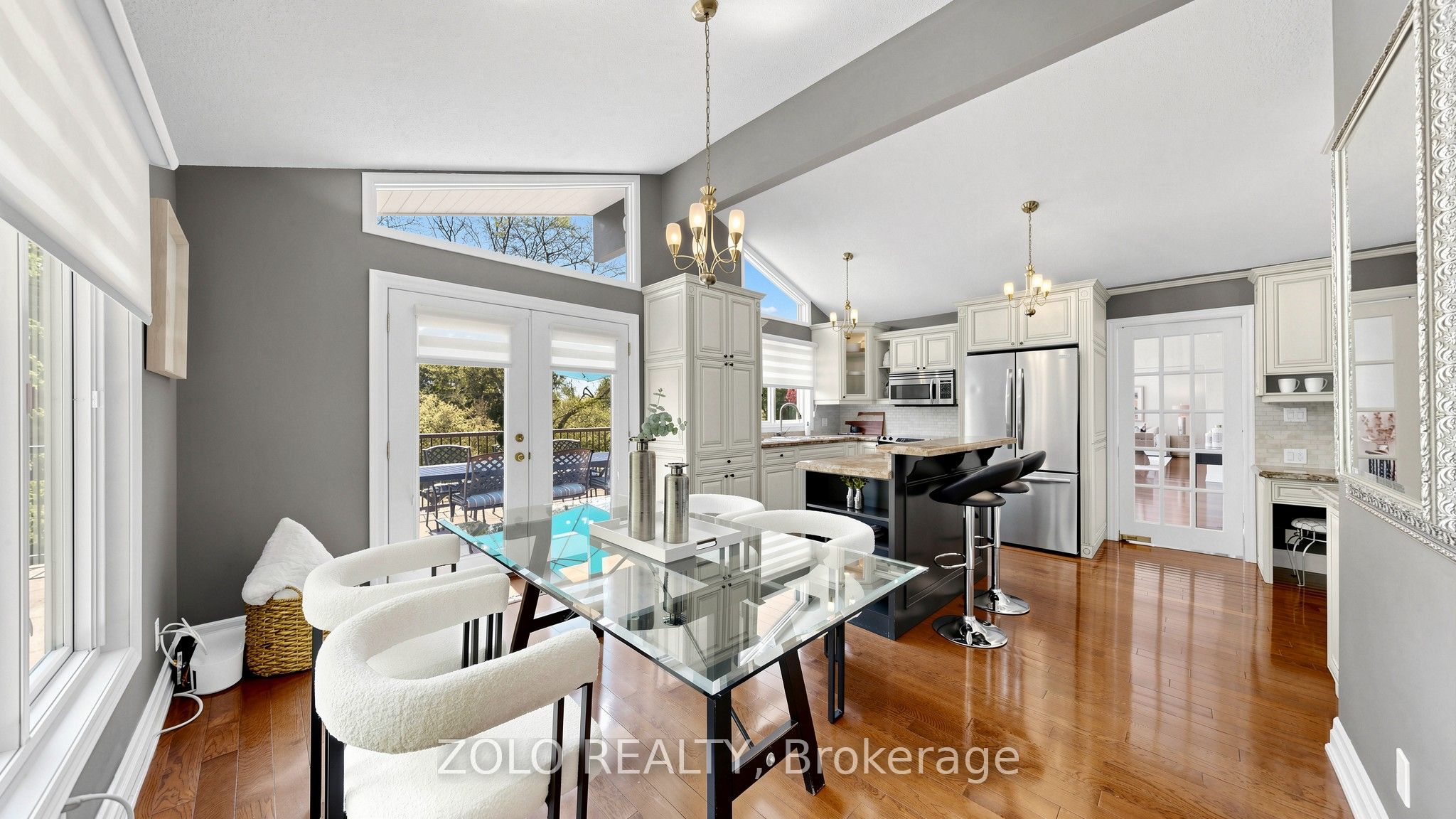 41 Meadowcliffe Drive Property Photo 13