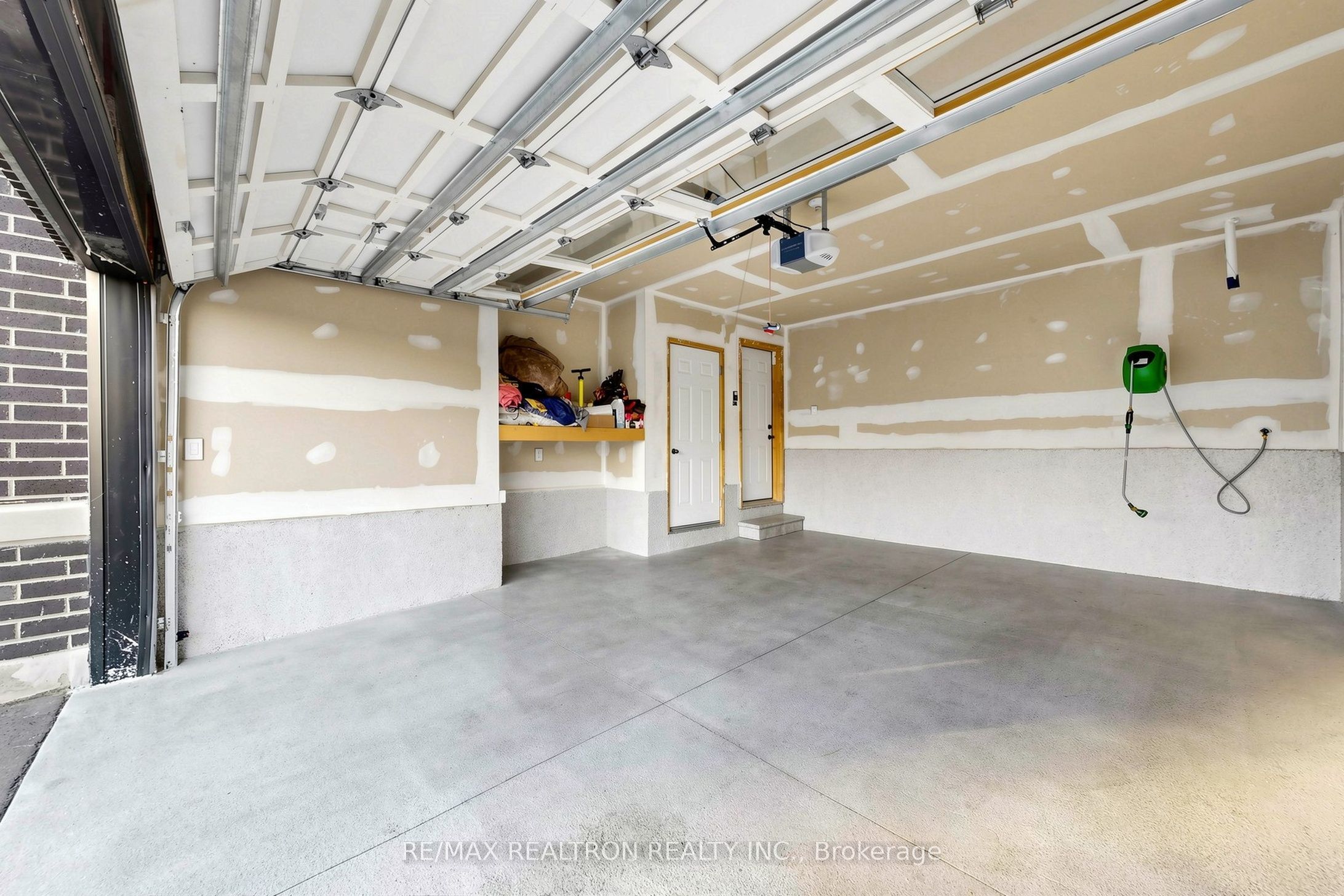 1274 Aquarius Trail Property Photo 46