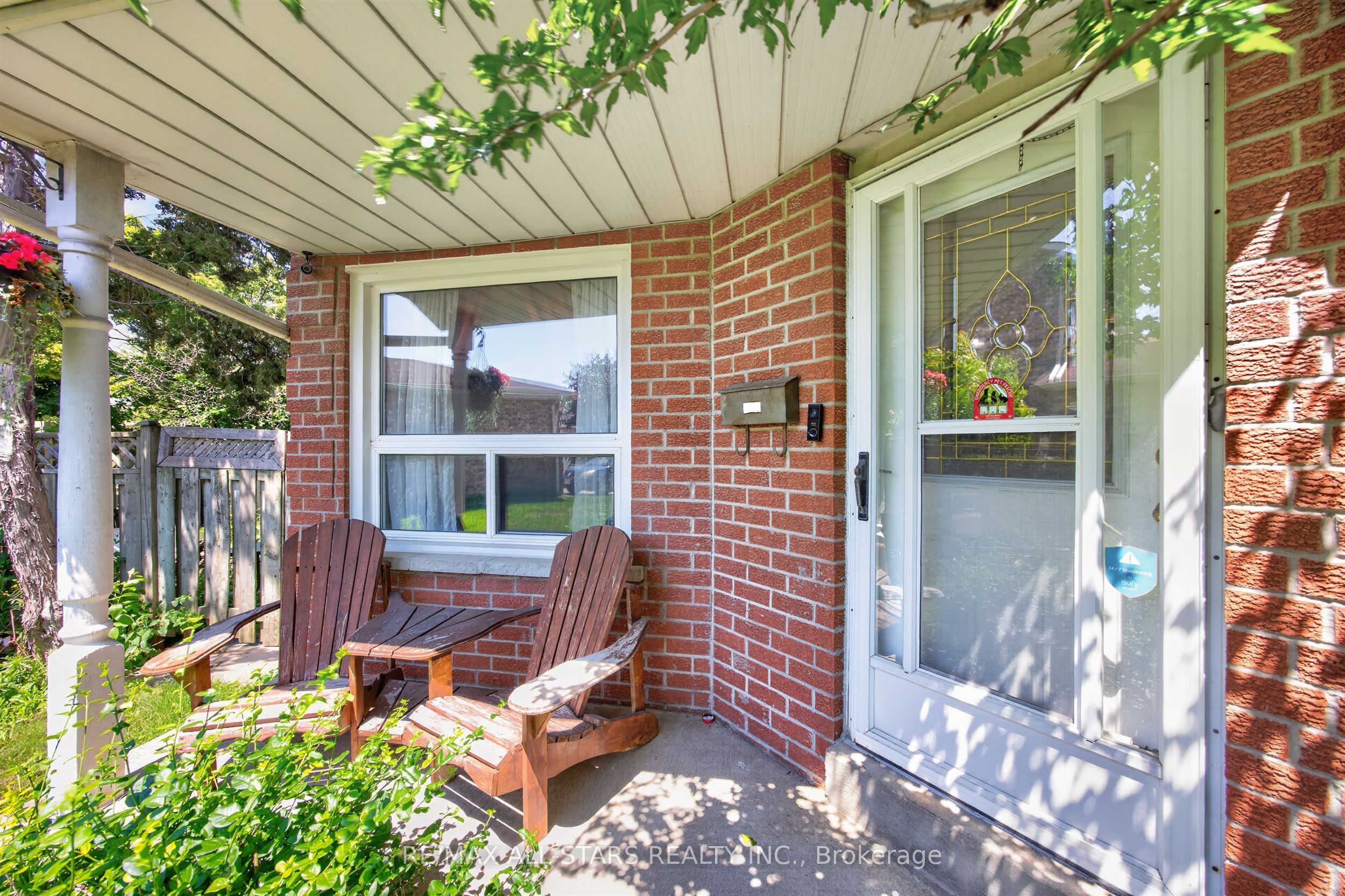 68 Patterson Crescent Property Photo 4