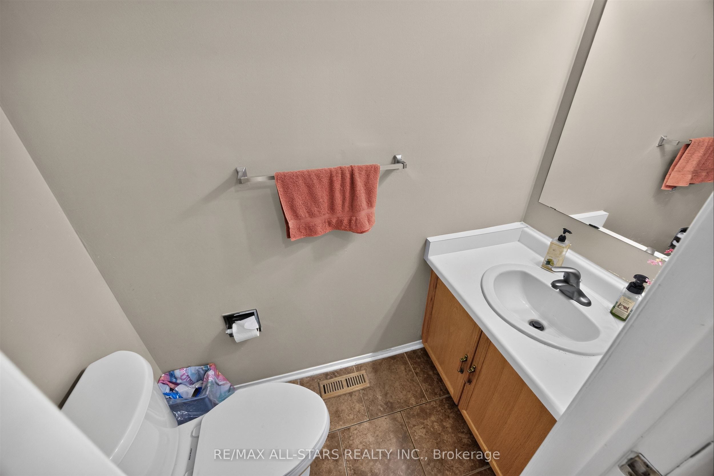 68 Patterson Crescent Property Photo 17