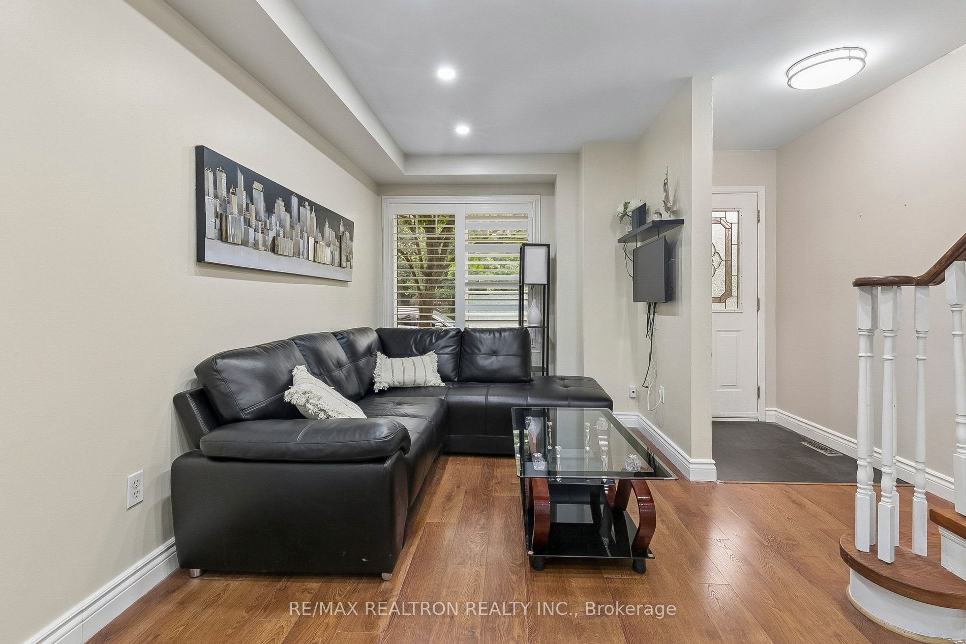 25 Hedge End Road Property Photo 6