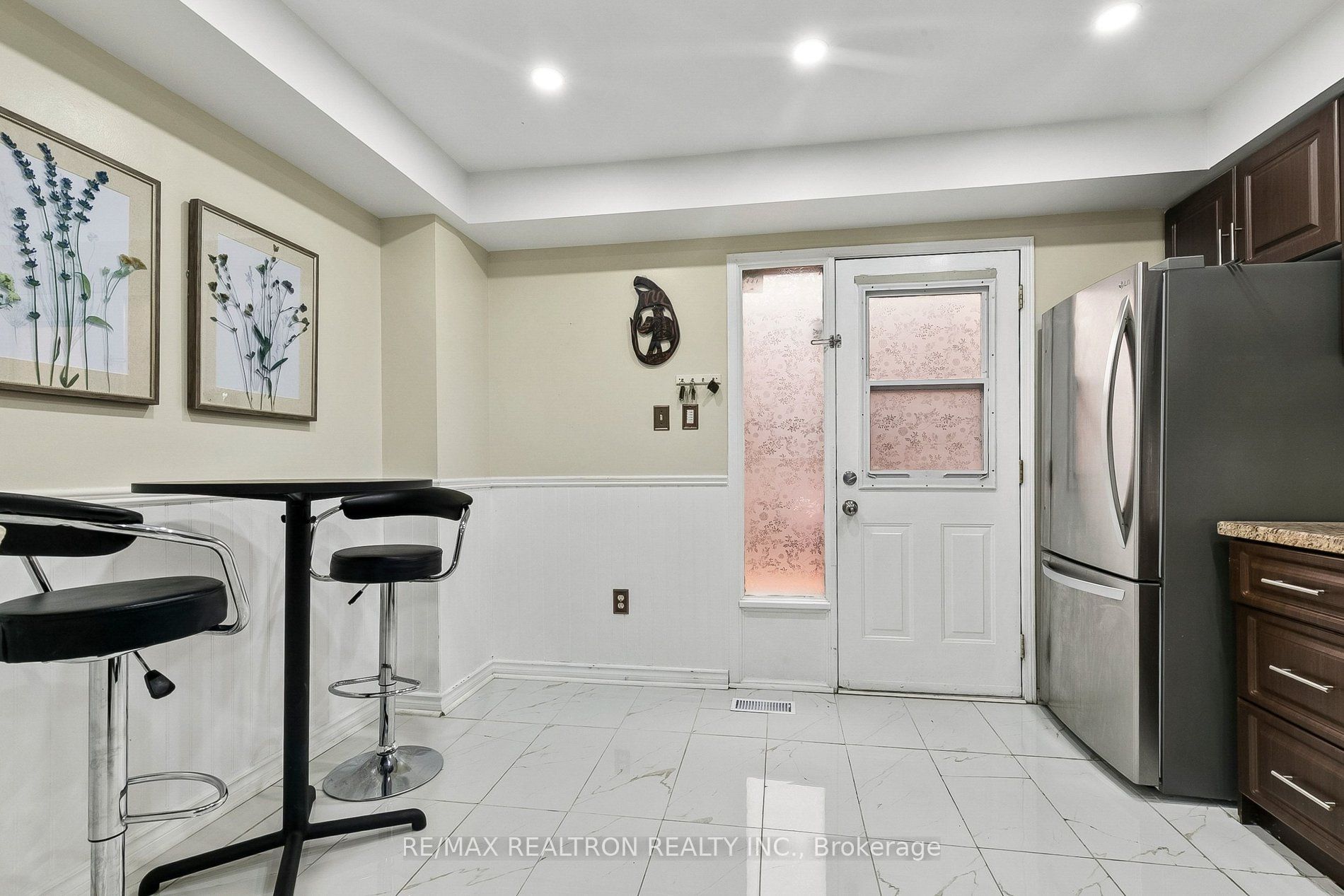 25 Hedge End Road Property Photo 14