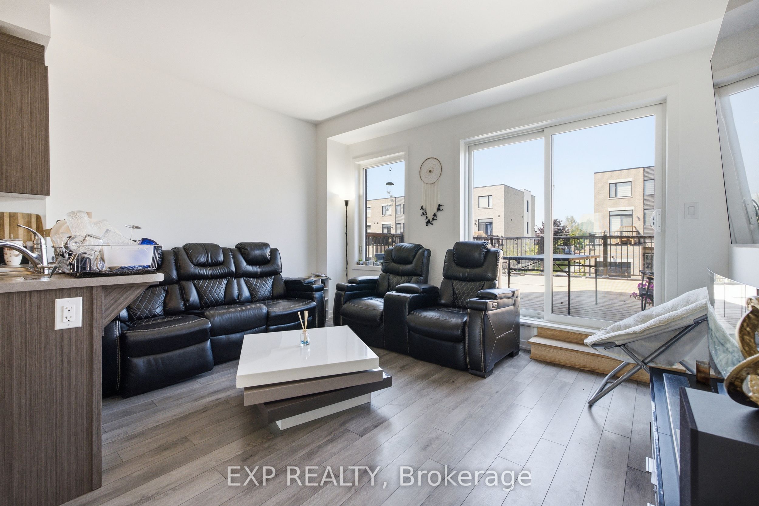 46 Bateson Street Property Photo 11