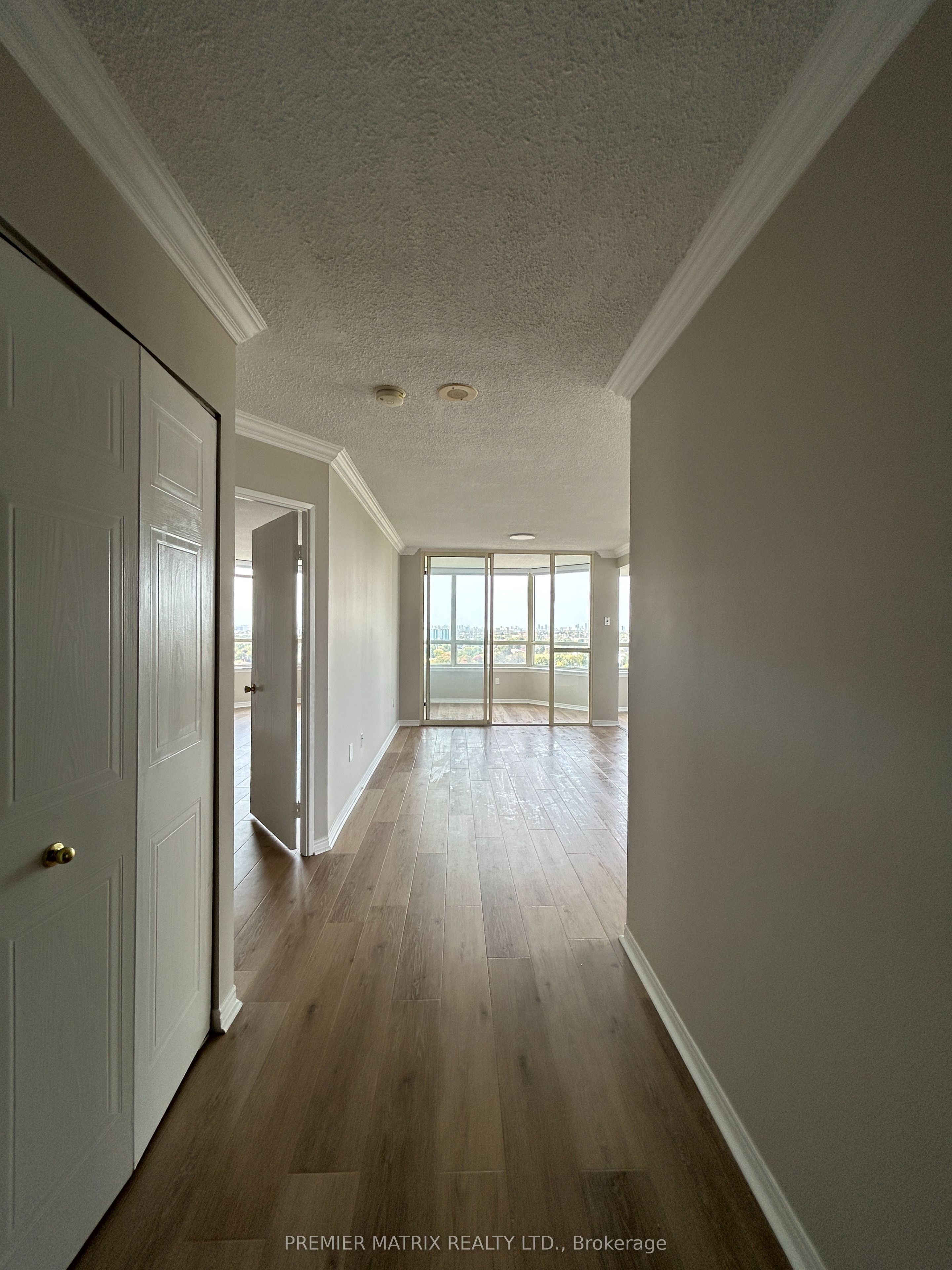 3 Greystone Walk Drive 1421 Property Photo 3