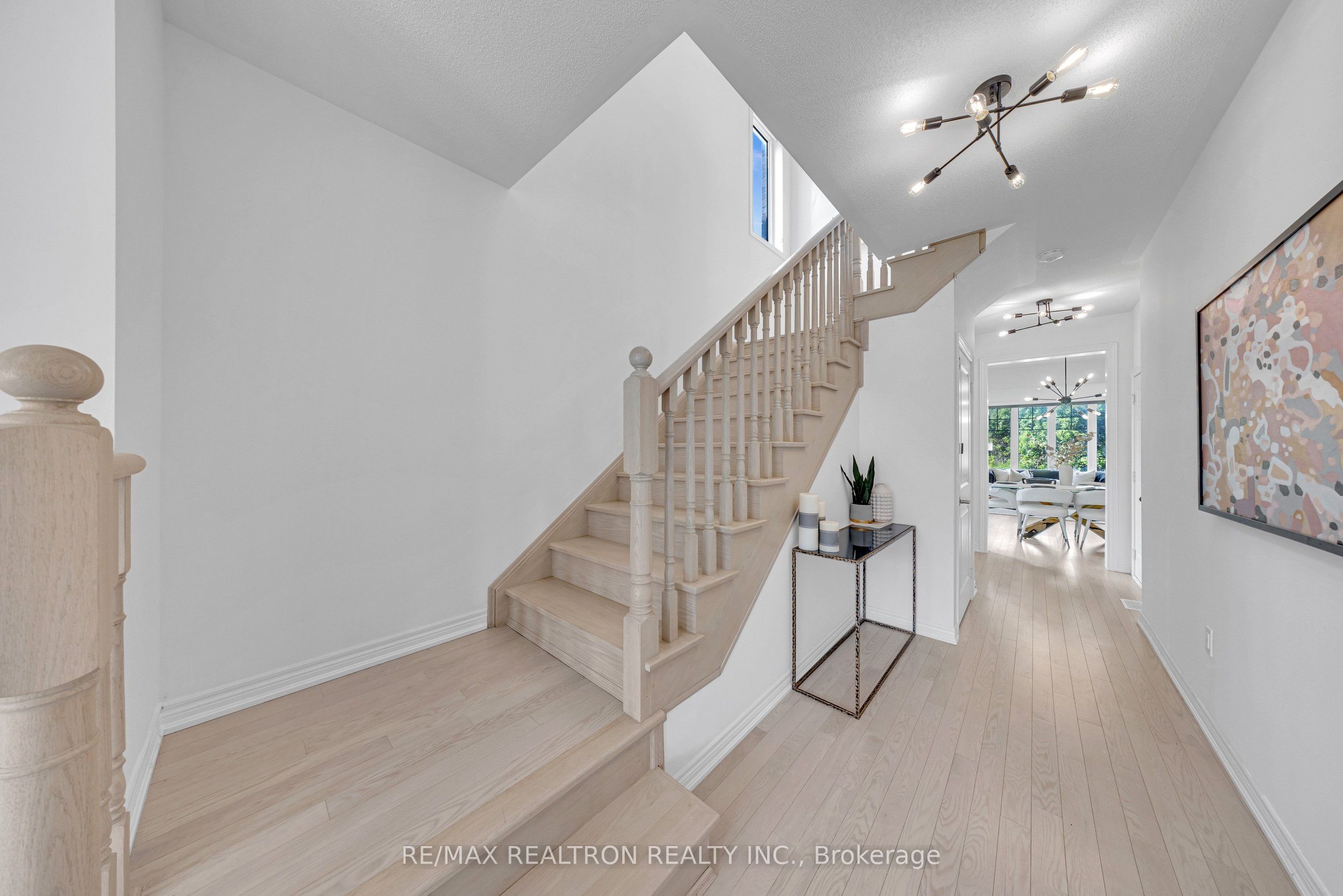 1280 Talisman Manor Property Photo 16