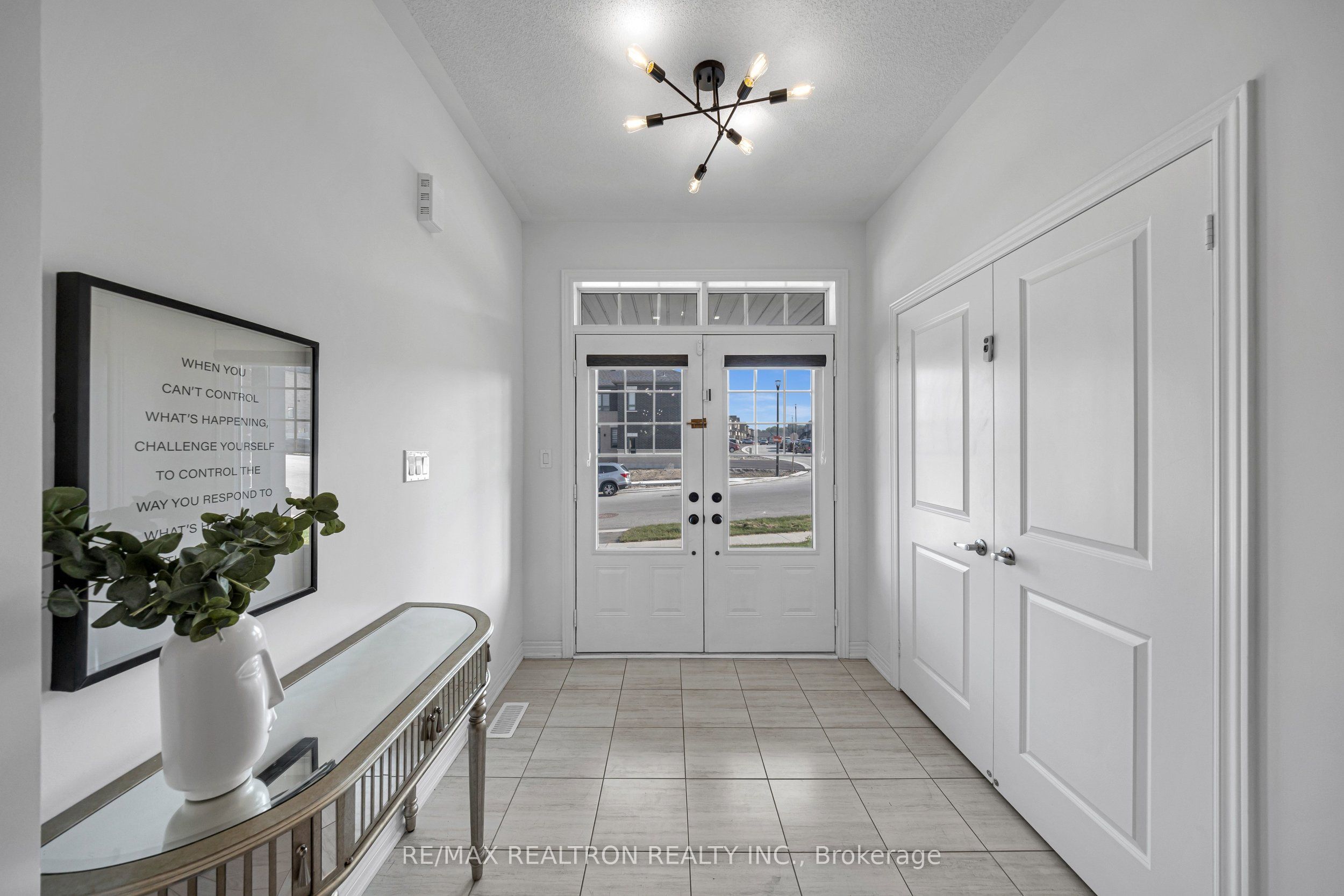 1280 Talisman Manor Property Photo 40