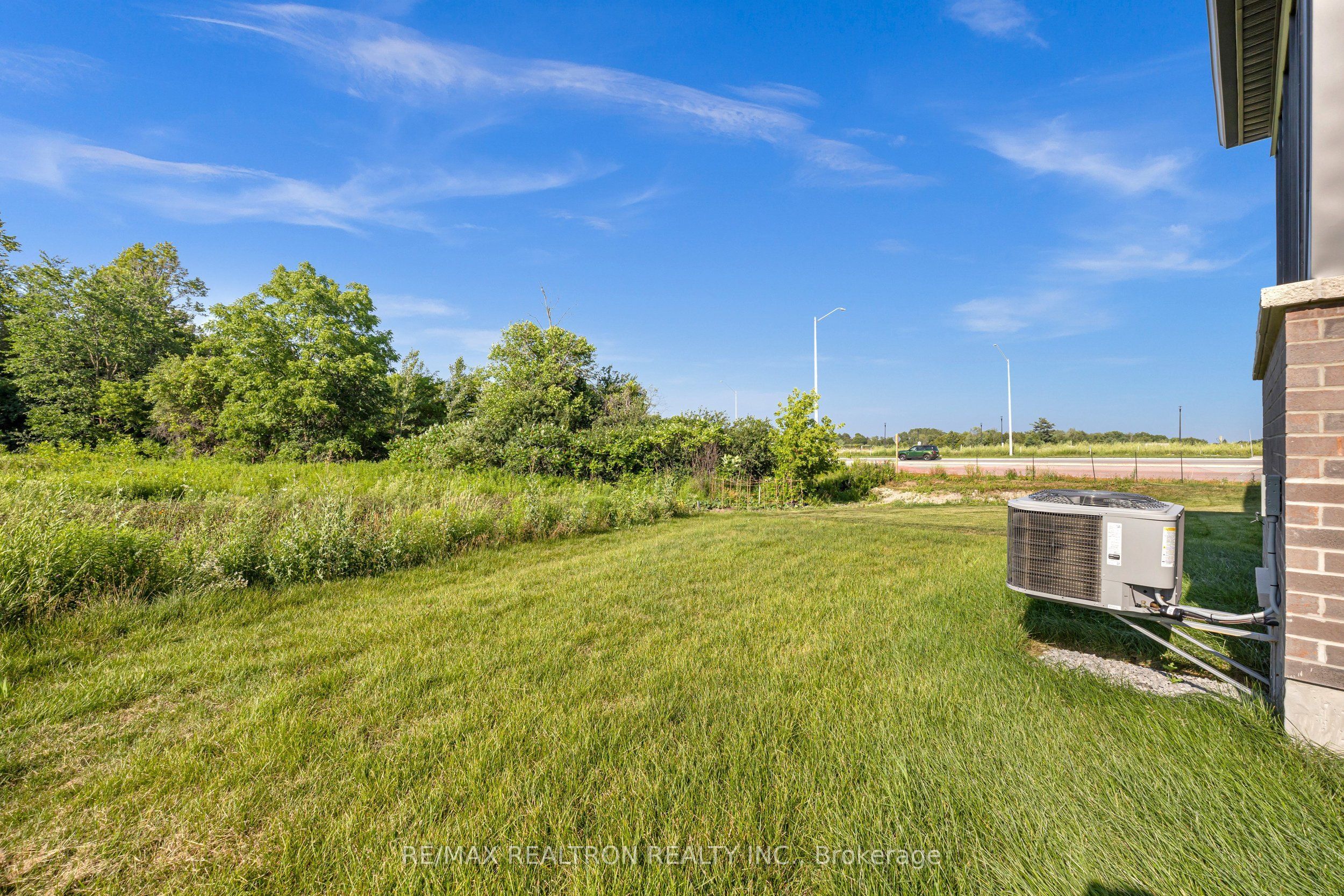 1280 Talisman Manor Property Photo 47