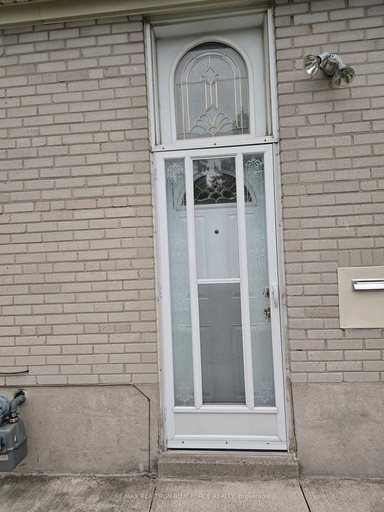 103 Santamonica Boulevard Property Photo 3