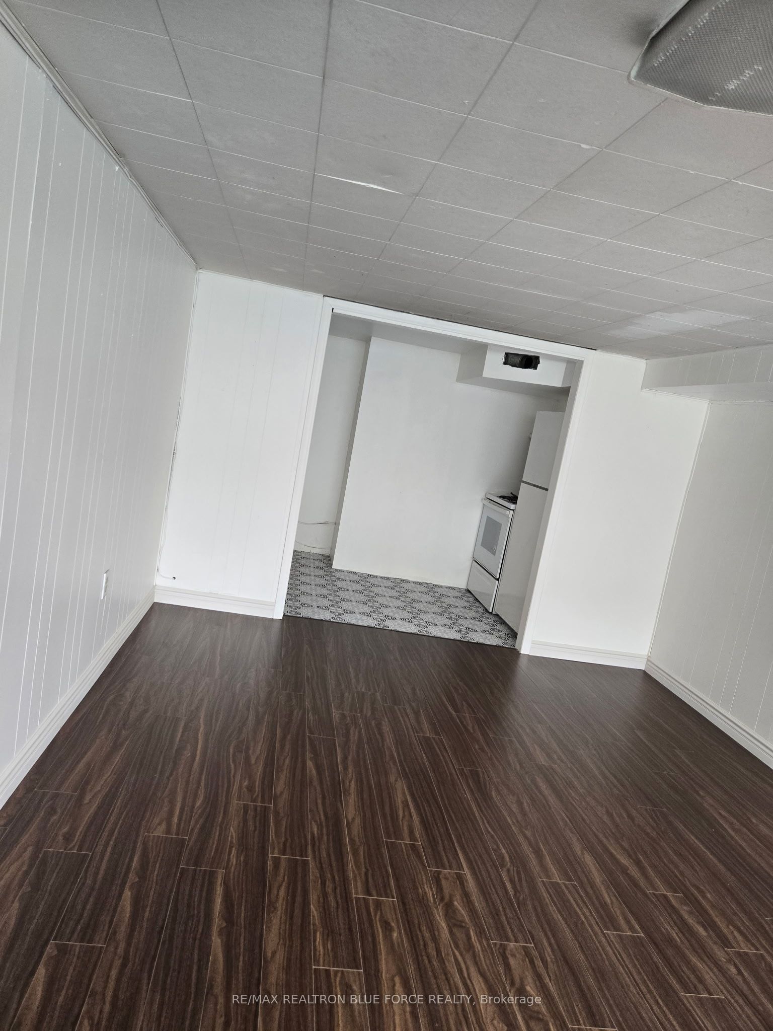 103 Santamonica Boulevard Property Photo 11