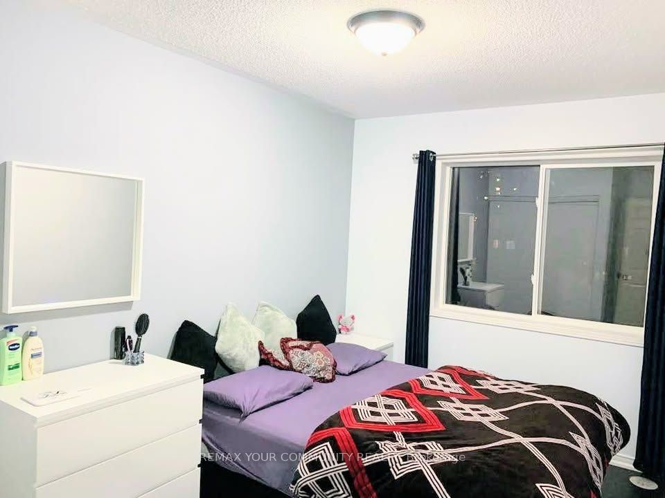 98 John Bell Crescent Property Photo 11