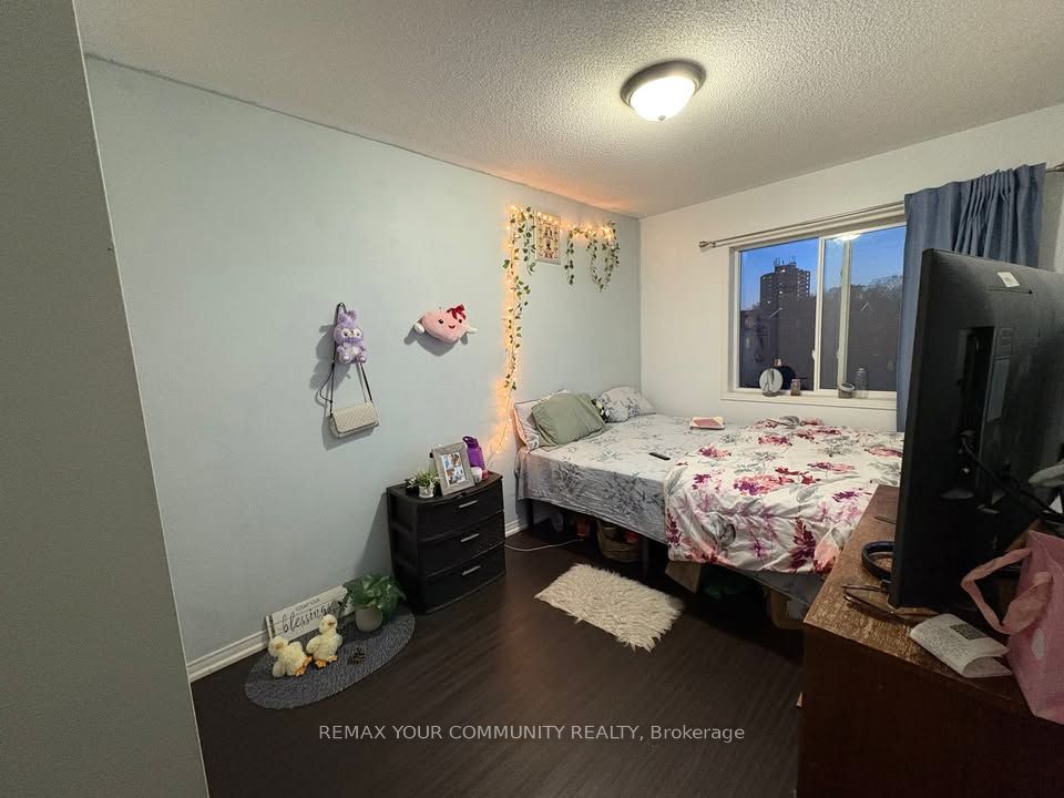98 John Bell Crescent Property Photo 12