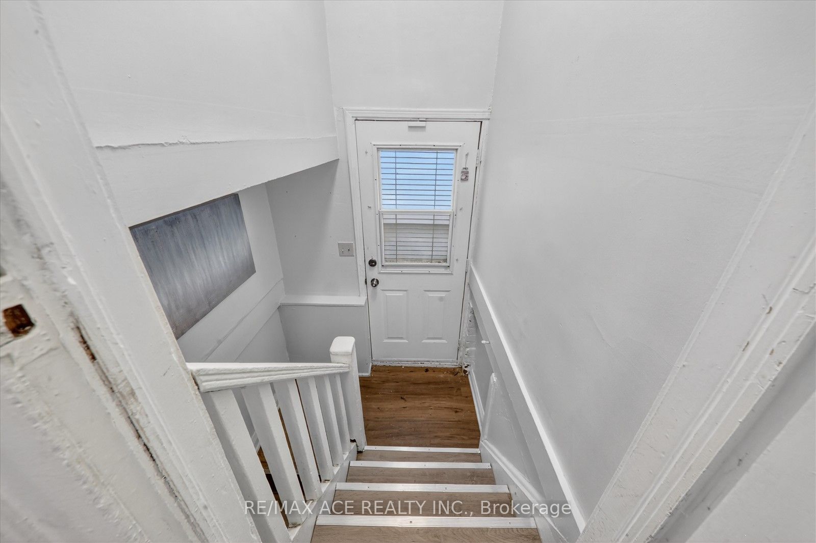E13574684 Property Photo 17