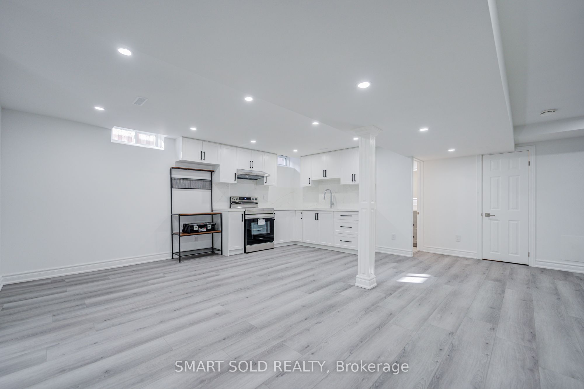 33 Love Crescent Property Photo 42
