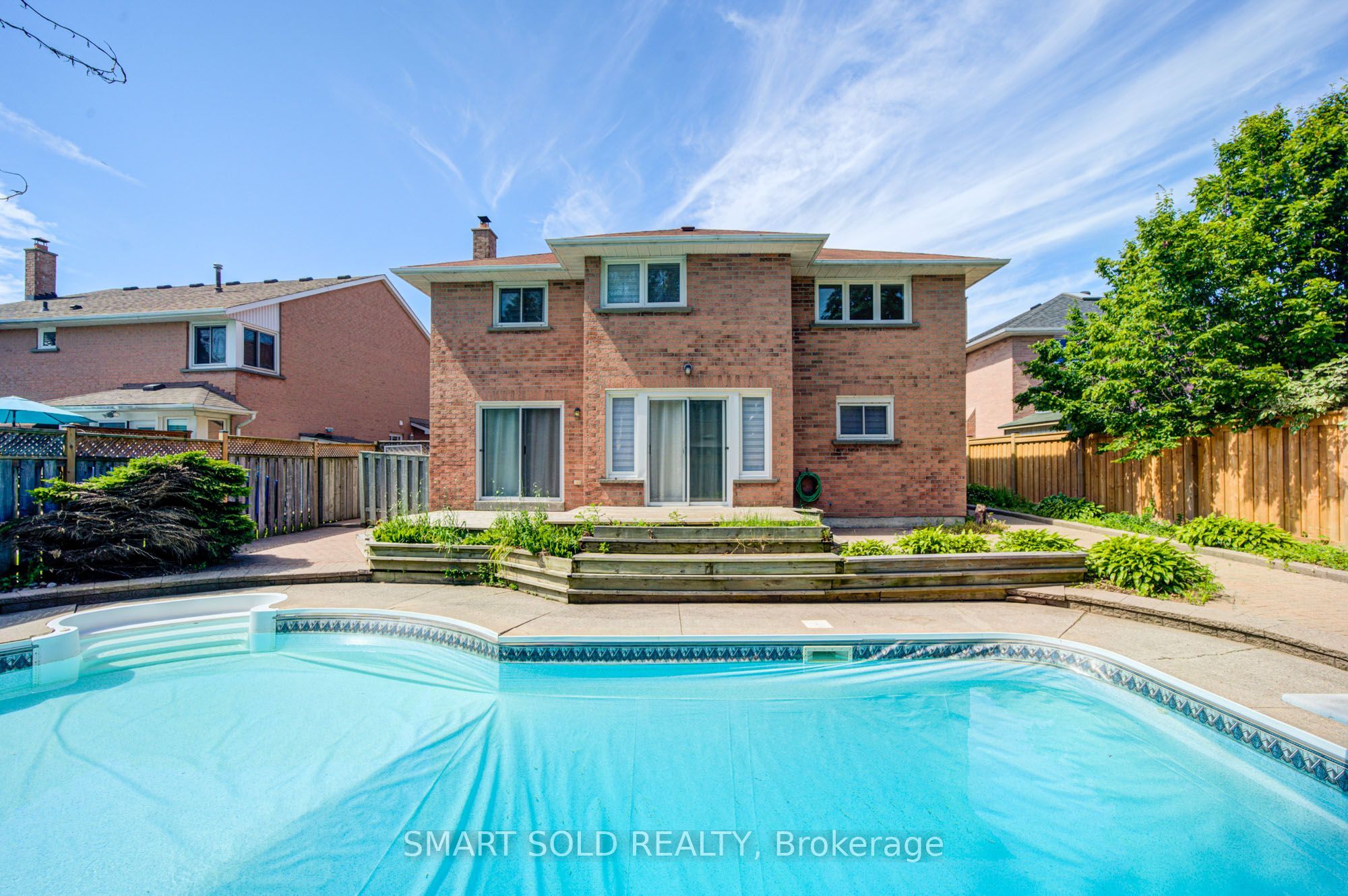 33 Love Crescent Property Photo 47