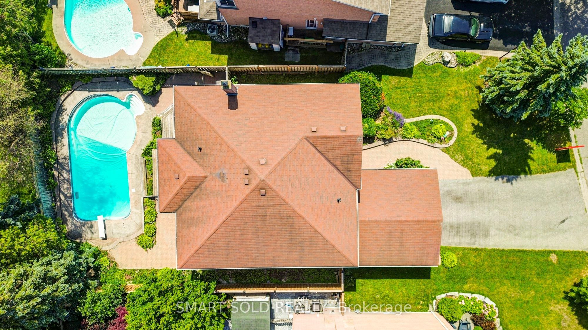 33 Love Crescent Property Photo 50