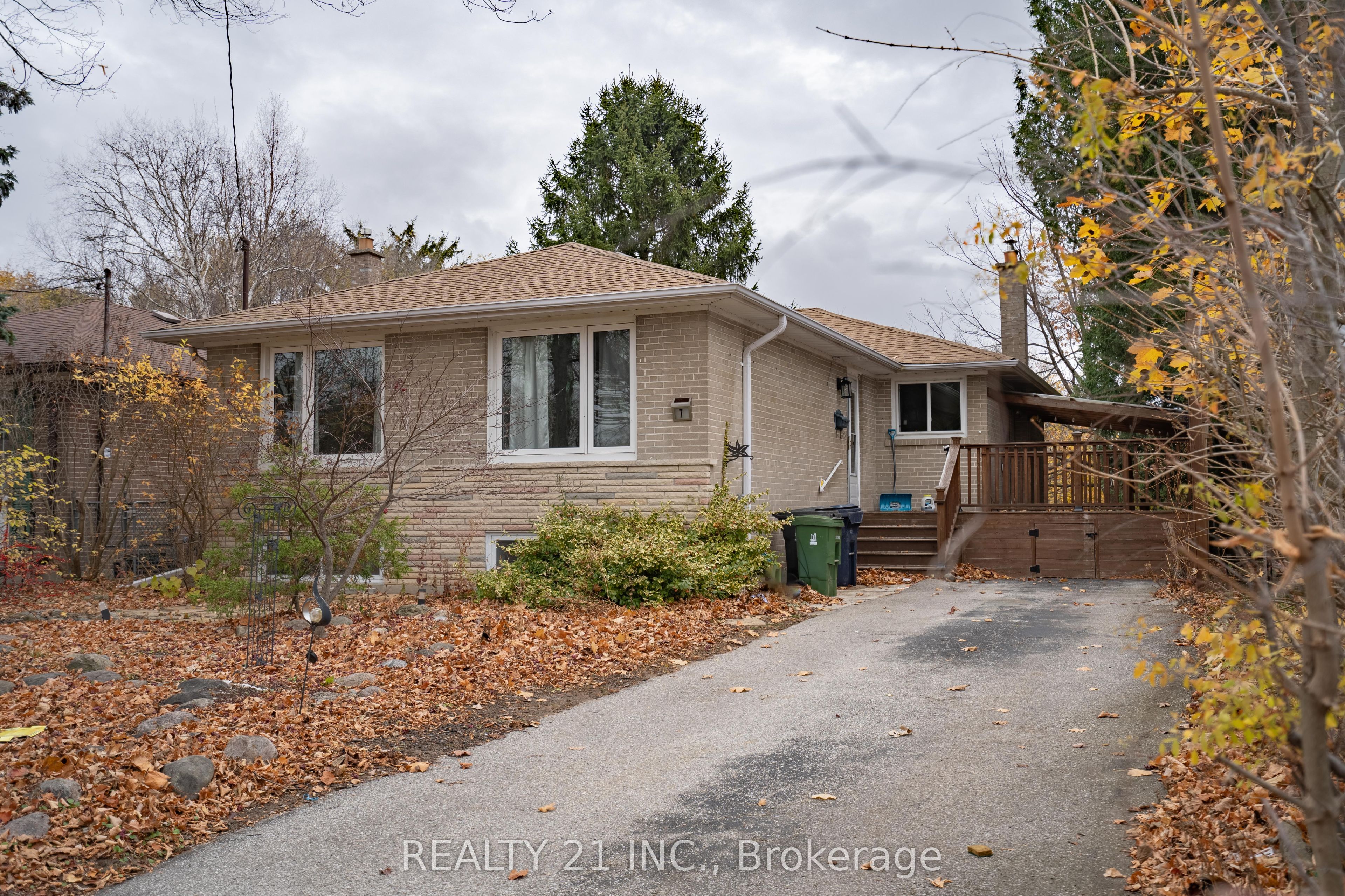 7 Brightside Drive Property Photo 1
