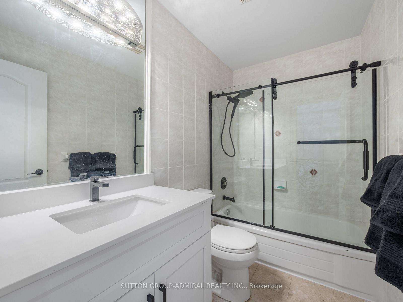 18 Thatcher Avenue Property Photo 26
