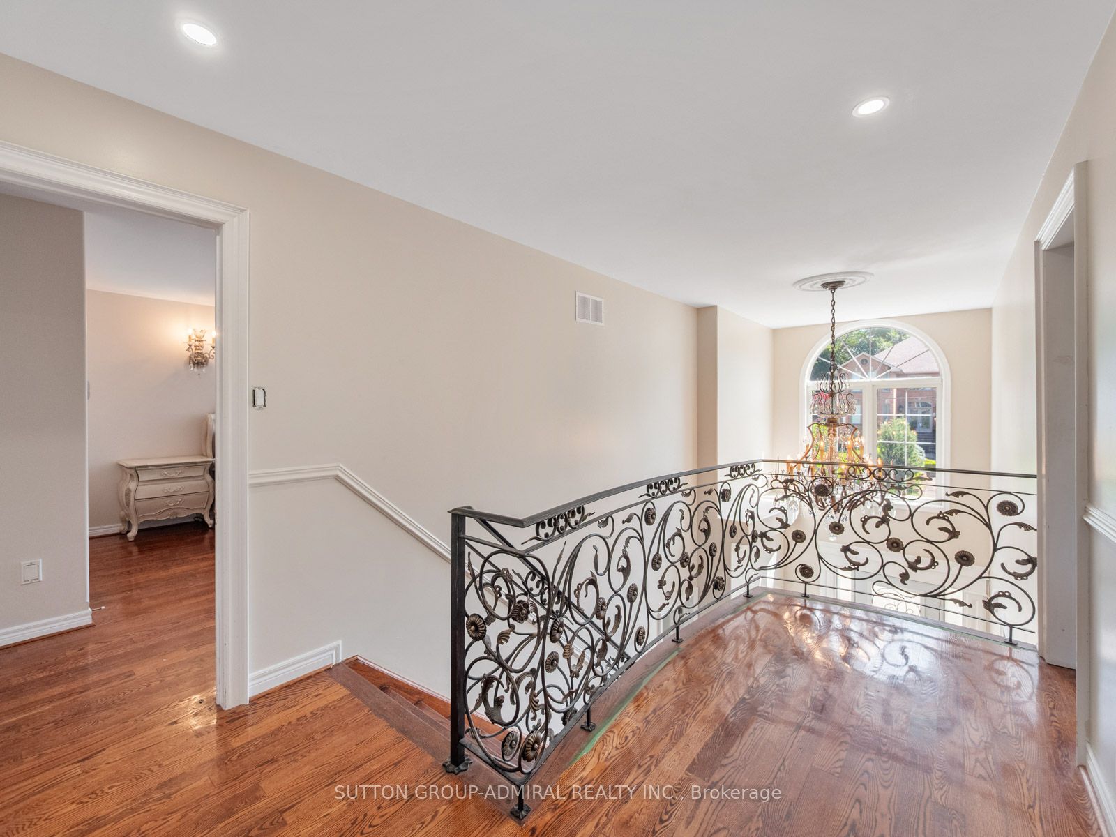 18 Thatcher Avenue Property Photo 34