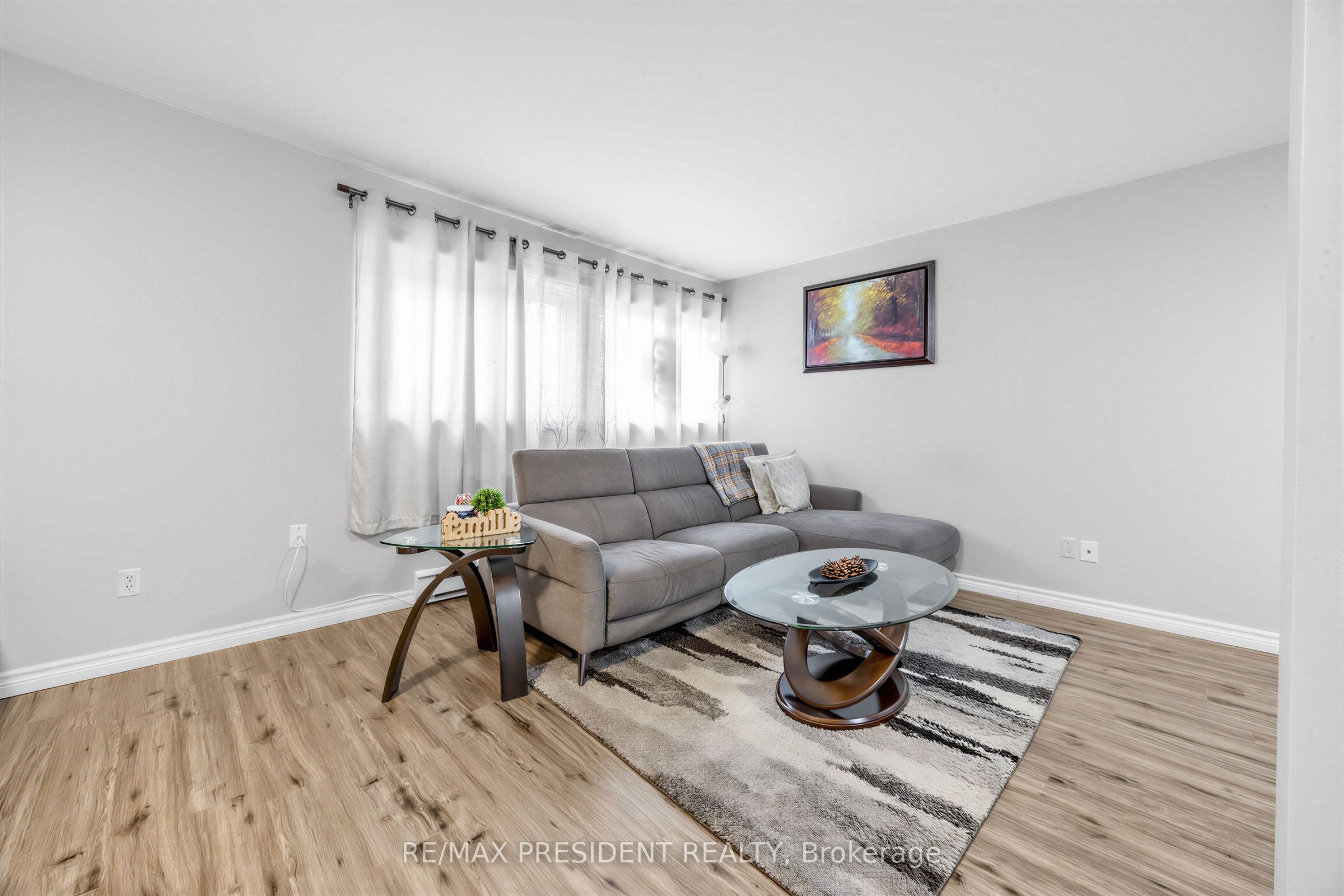 120 Murison Boulevard 20 Property Photo 17
