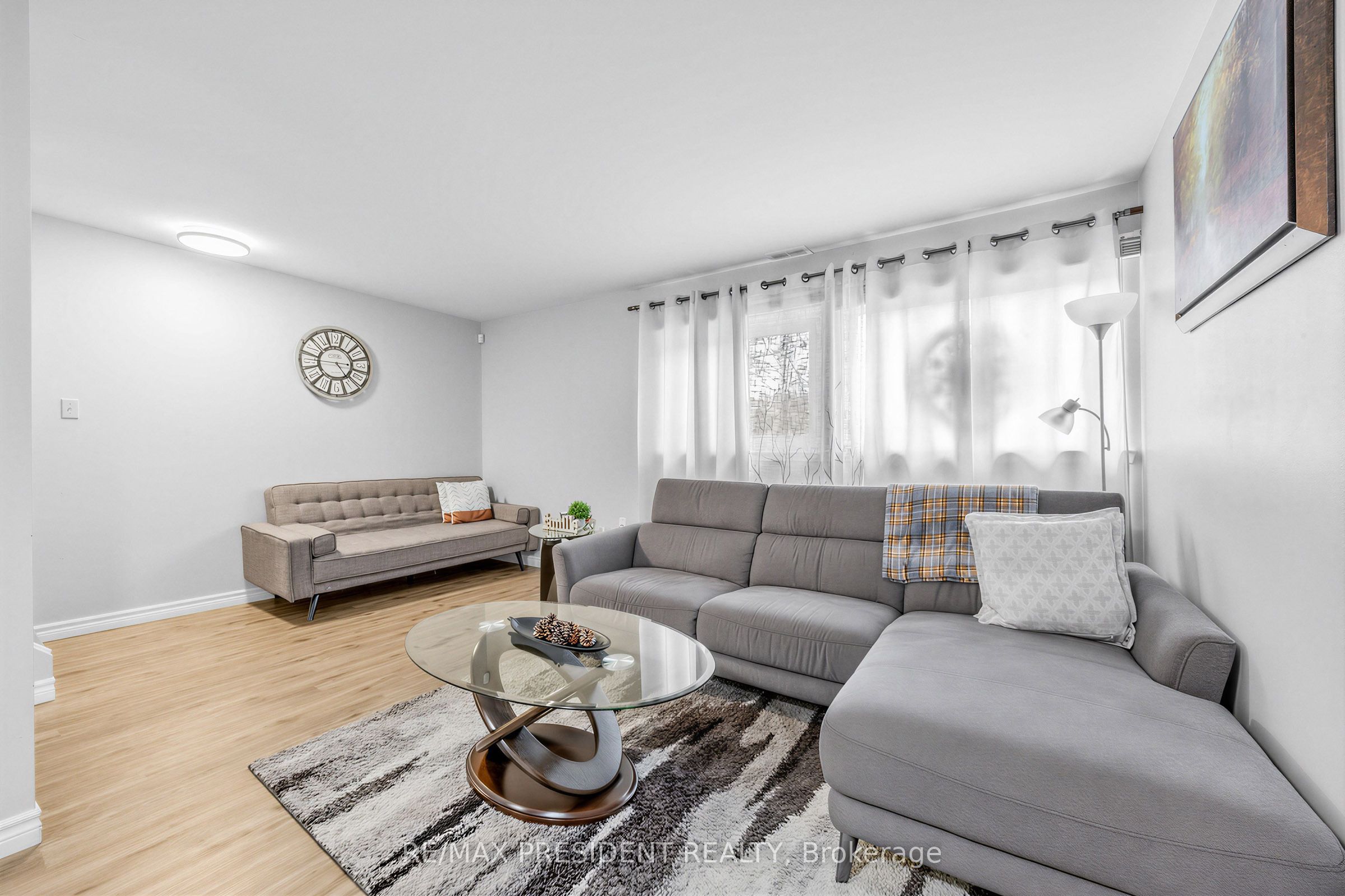 120 Murison Boulevard 20 Property Photo 18