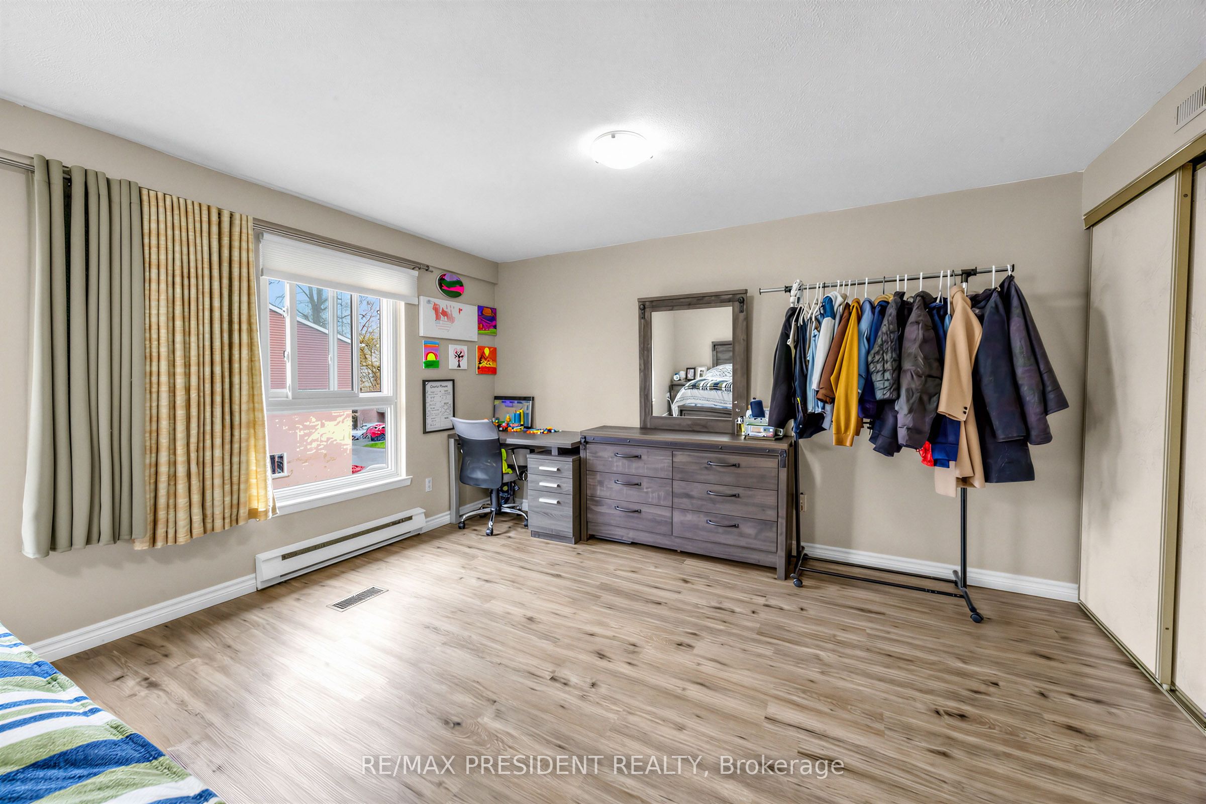 120 Murison Boulevard 20 Property Photo 26