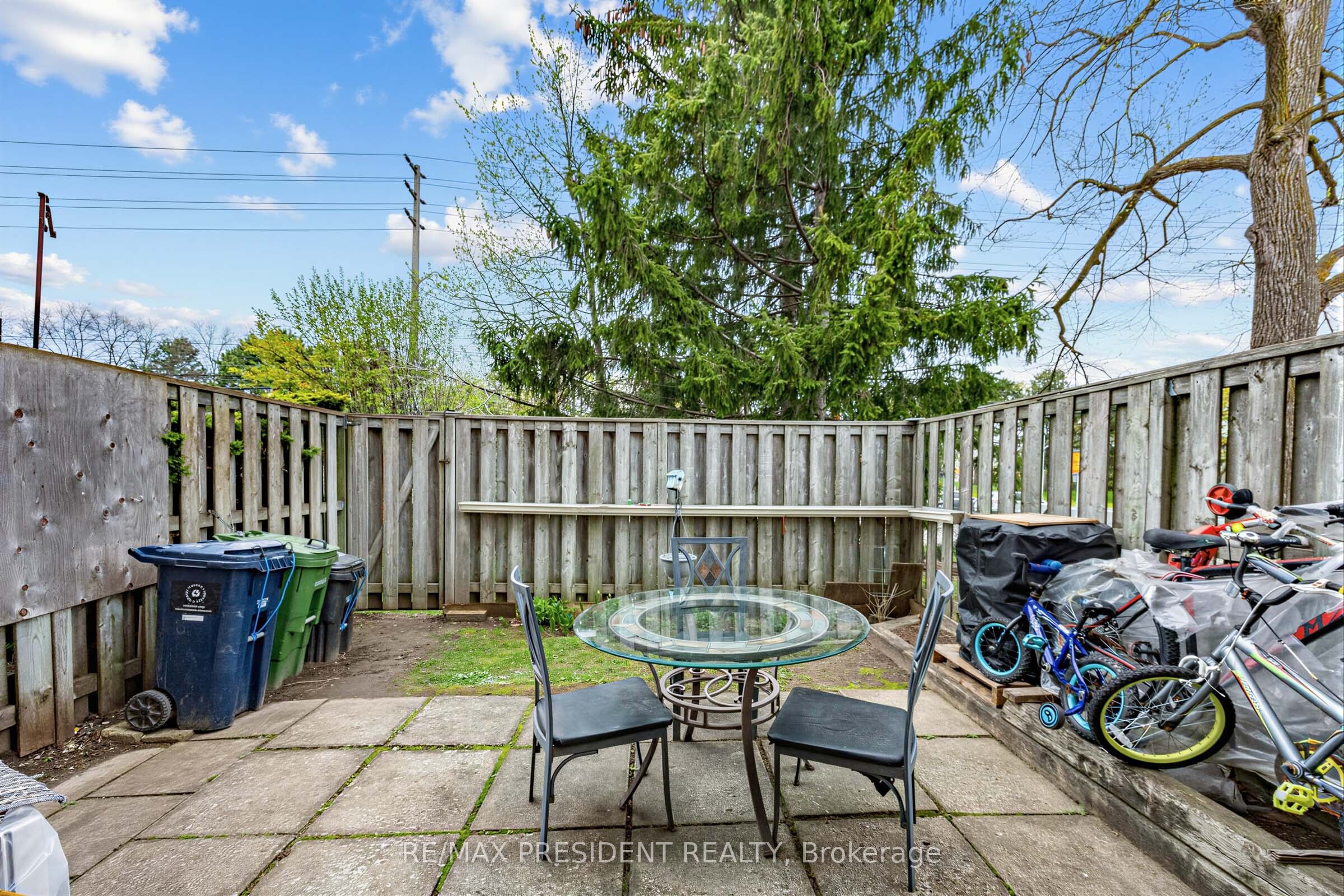120 Murison Boulevard 20 Property Photo 29