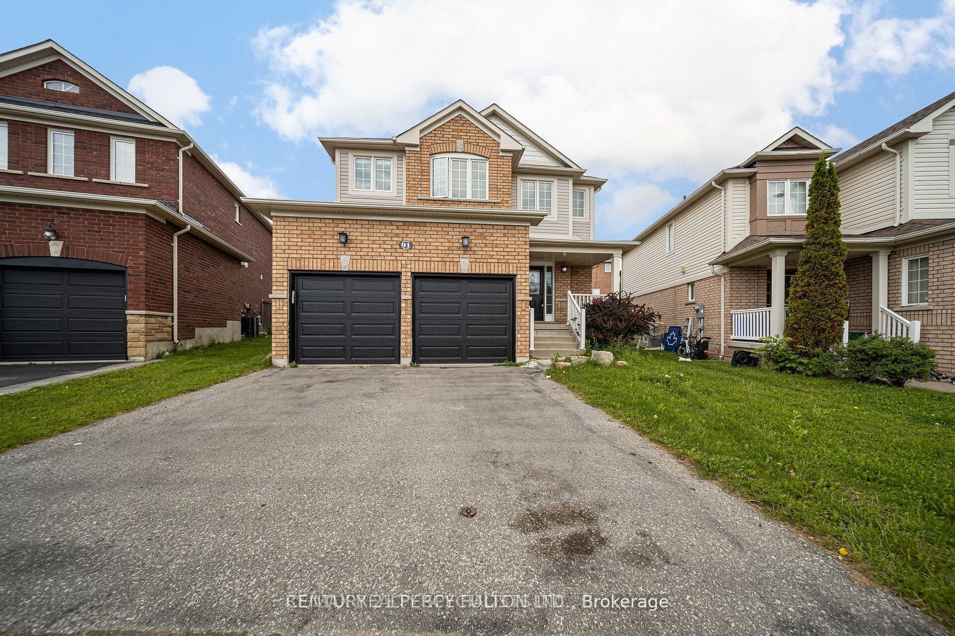 91 Laprade Square Property Photo 2