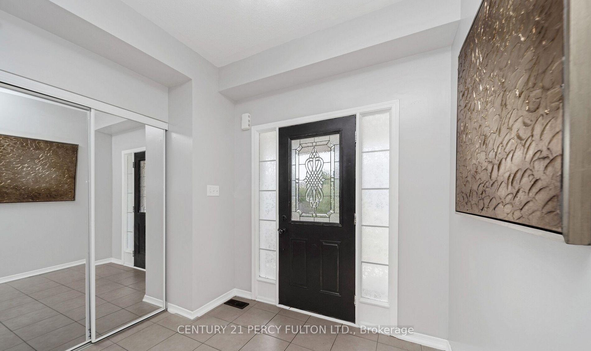 91 Laprade Square Property Photo 7