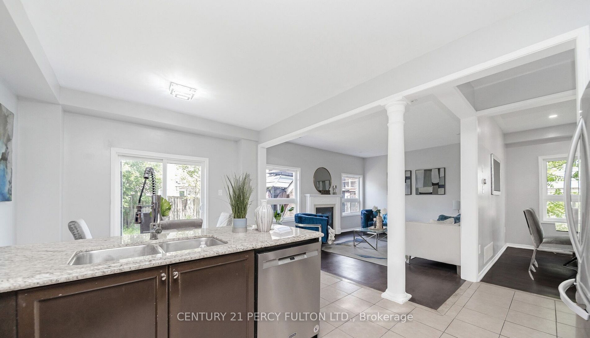 91 Laprade Square Property Photo 22