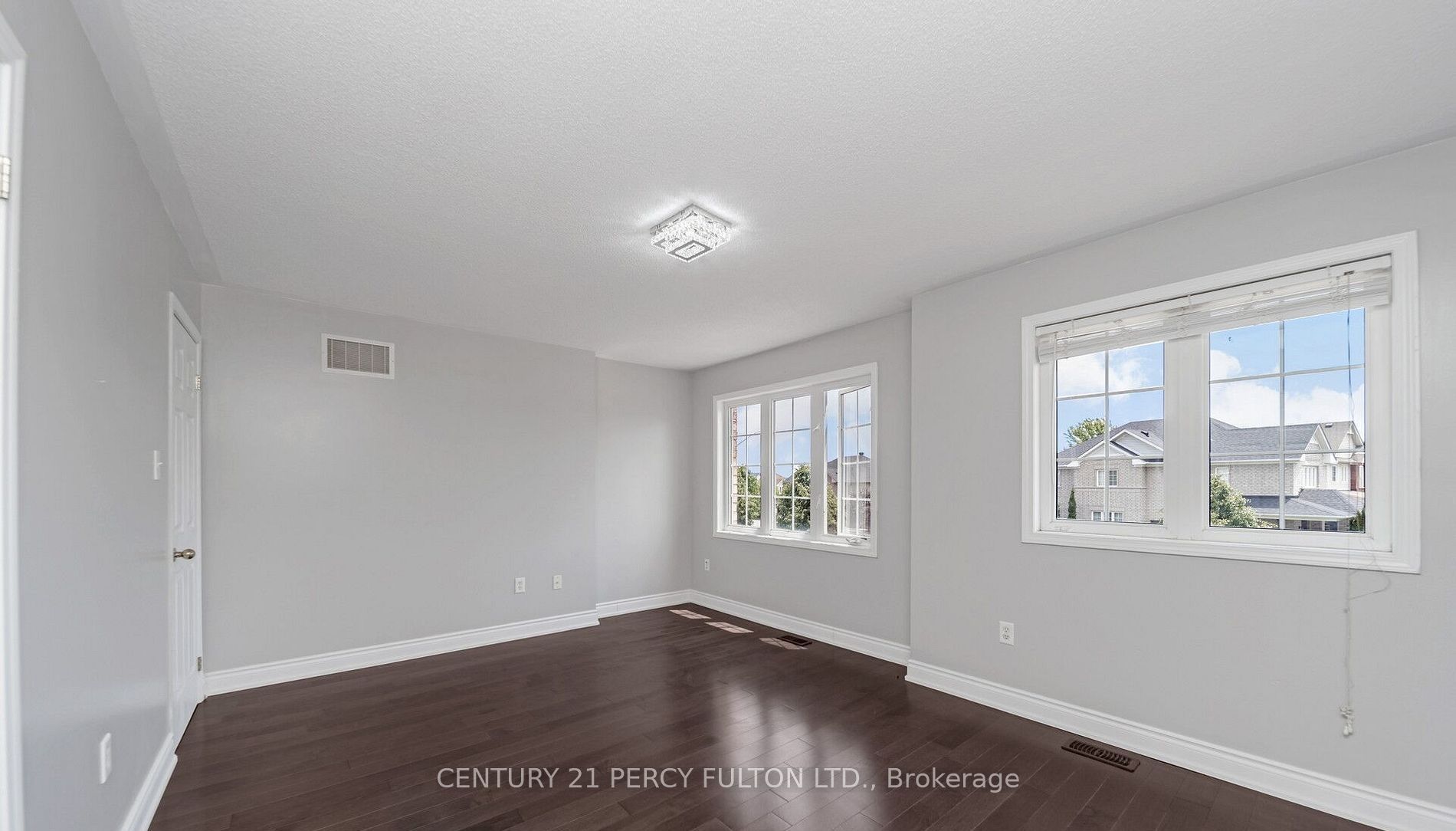 91 Laprade Square Property Photo 29