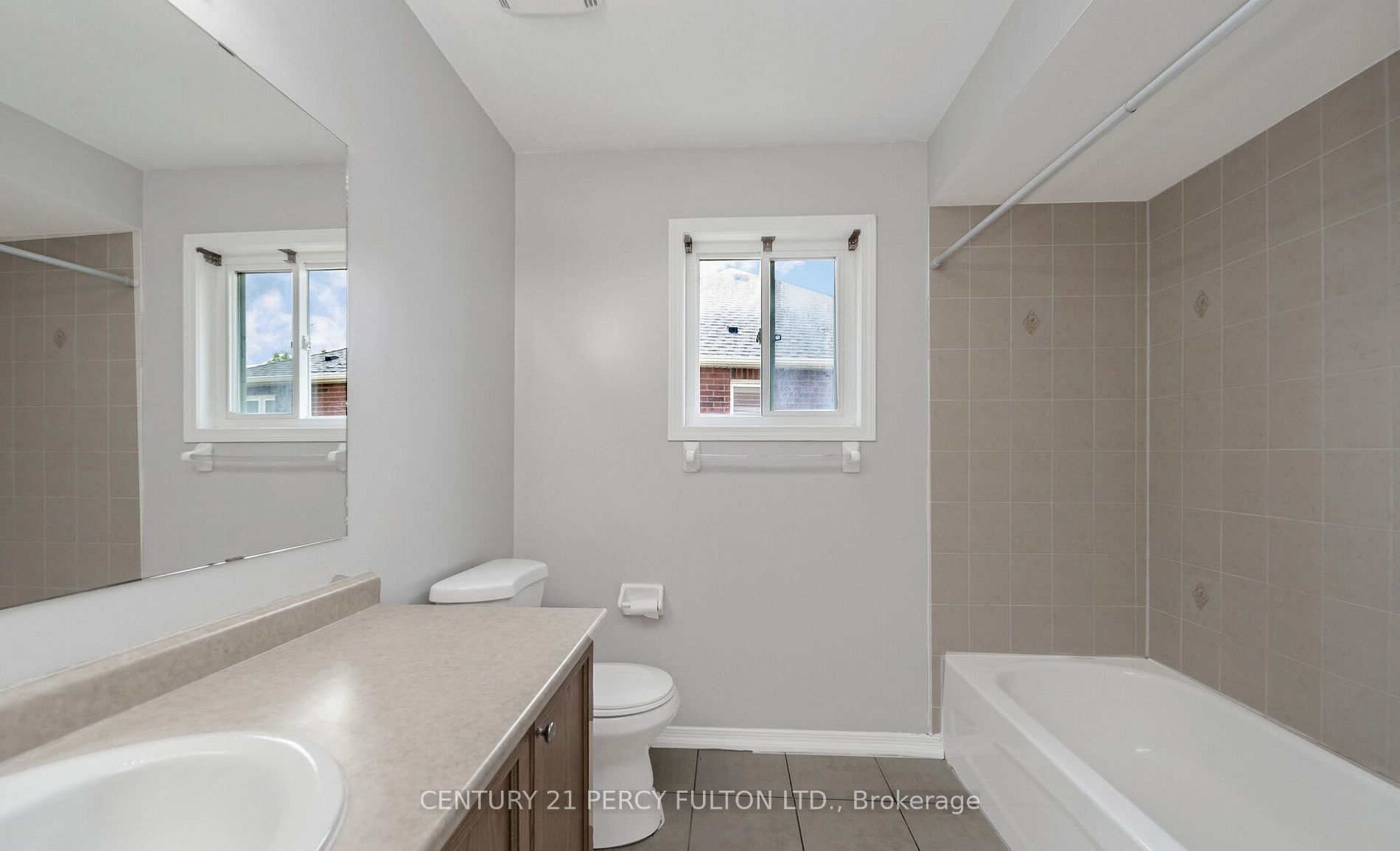 91 Laprade Square Property Photo 31