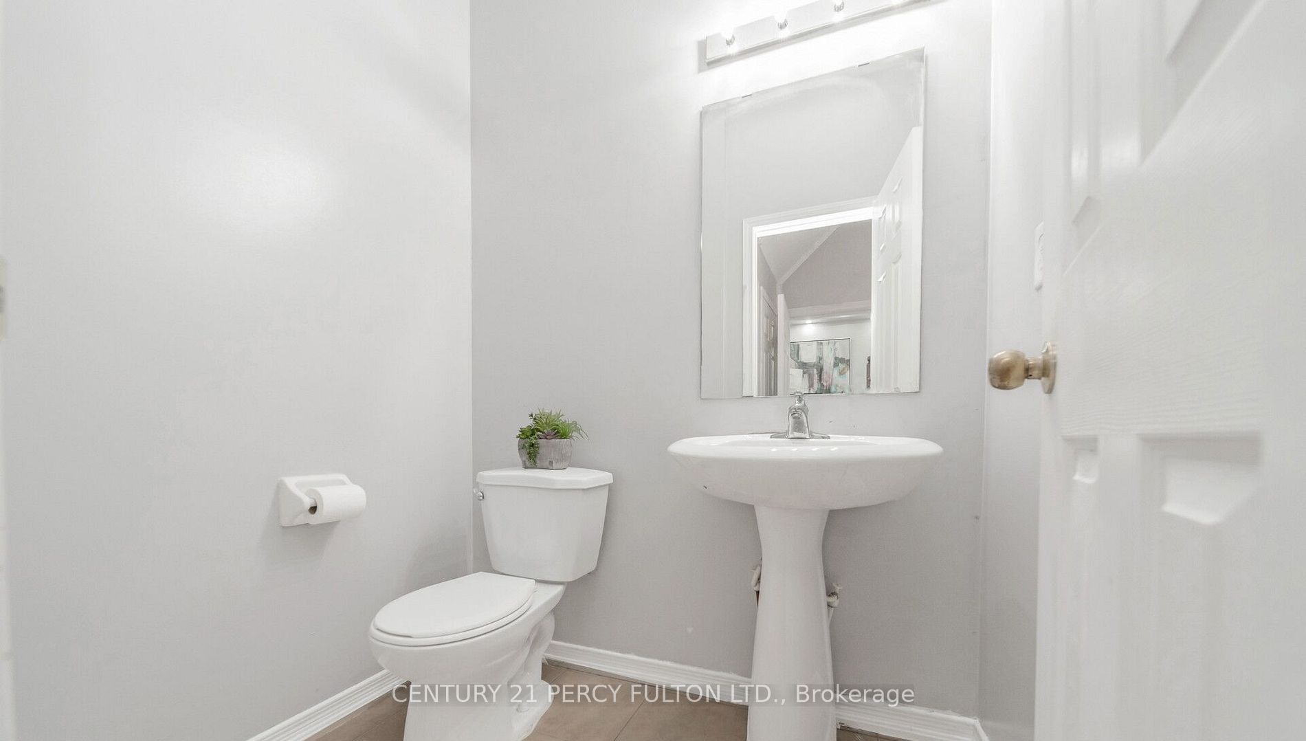 91 Laprade Square Property Photo 35