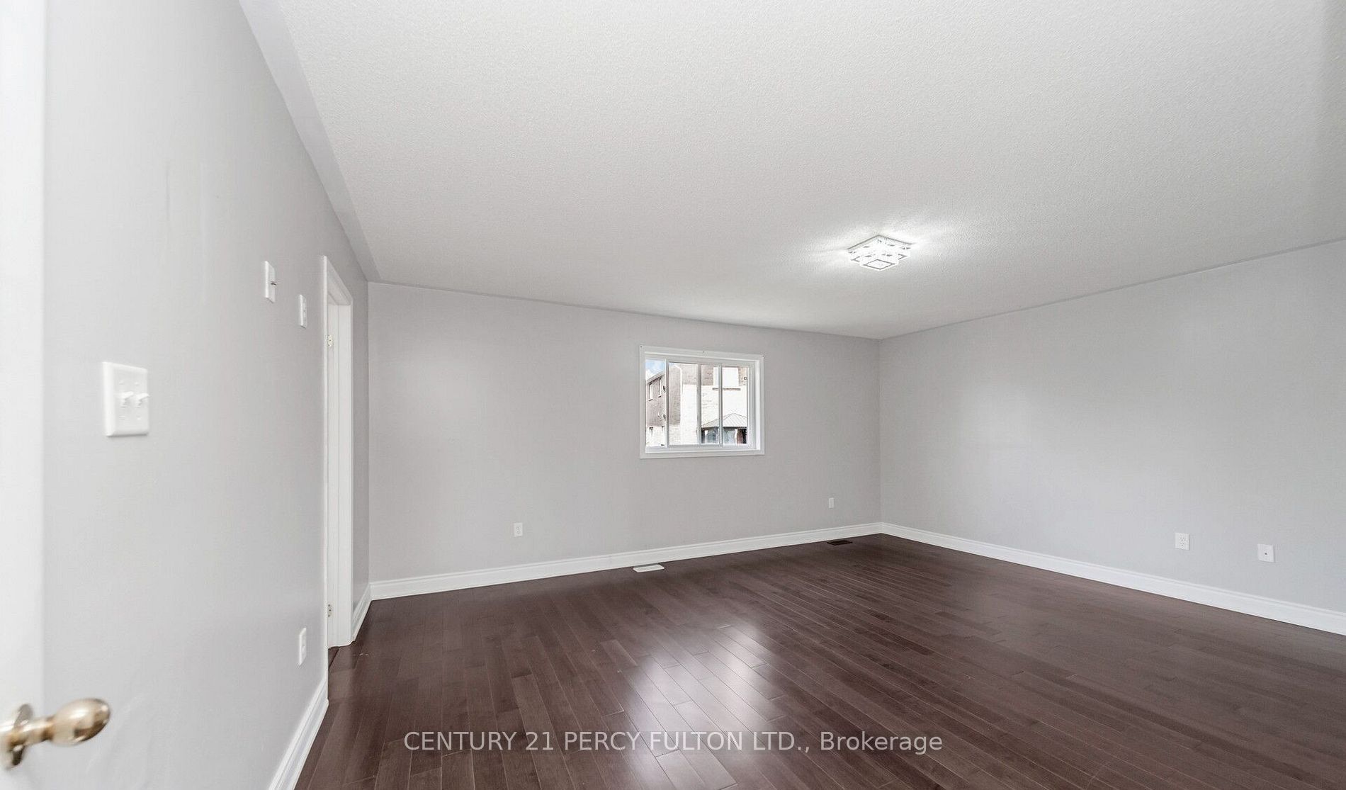 91 Laprade Square Property Photo 37