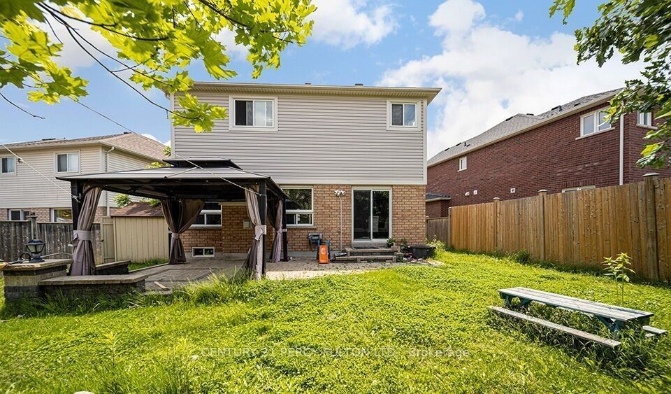 91 Laprade Square Property Photo 44
