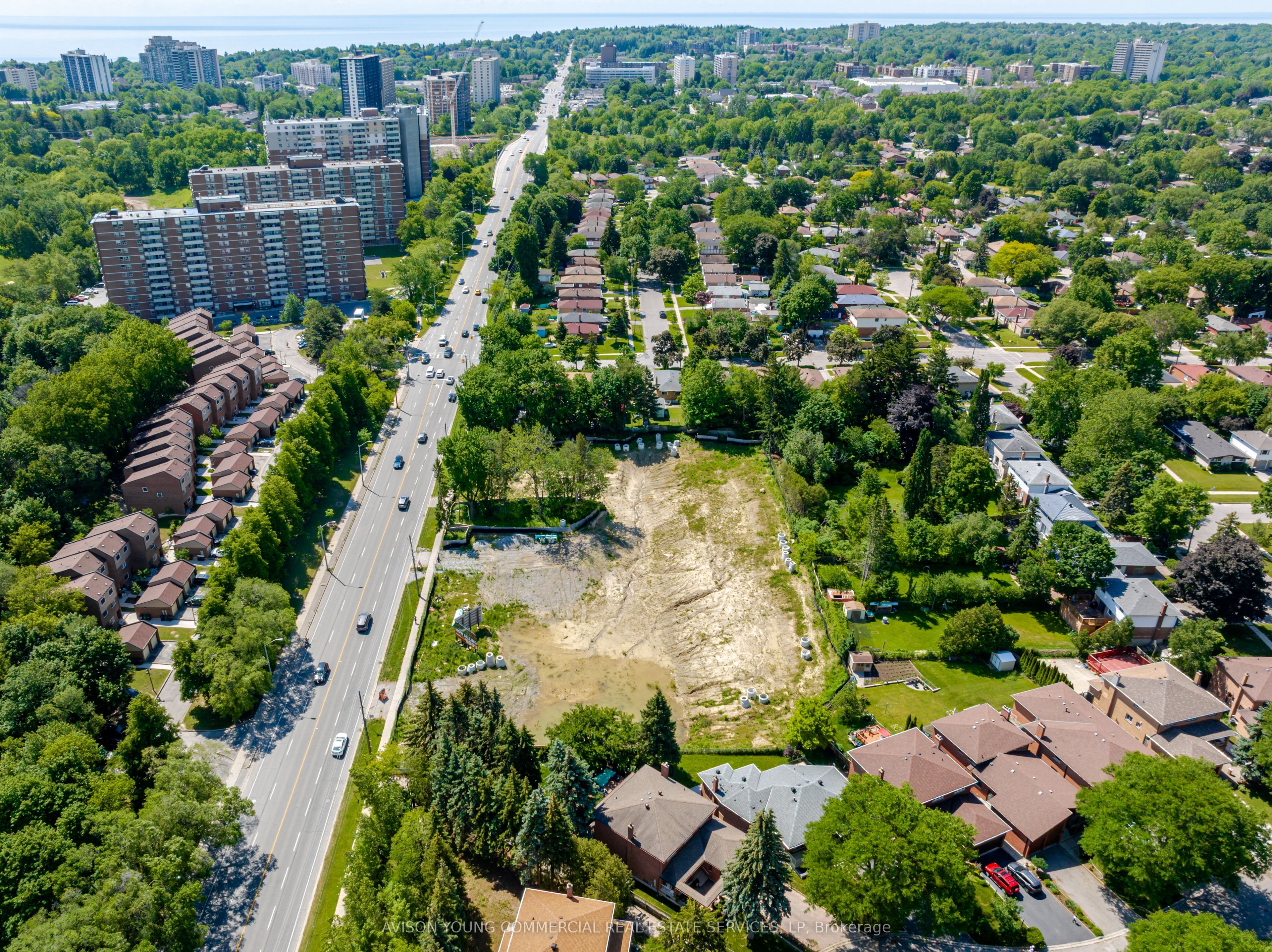 448-454 Markham Road Property Photo 4