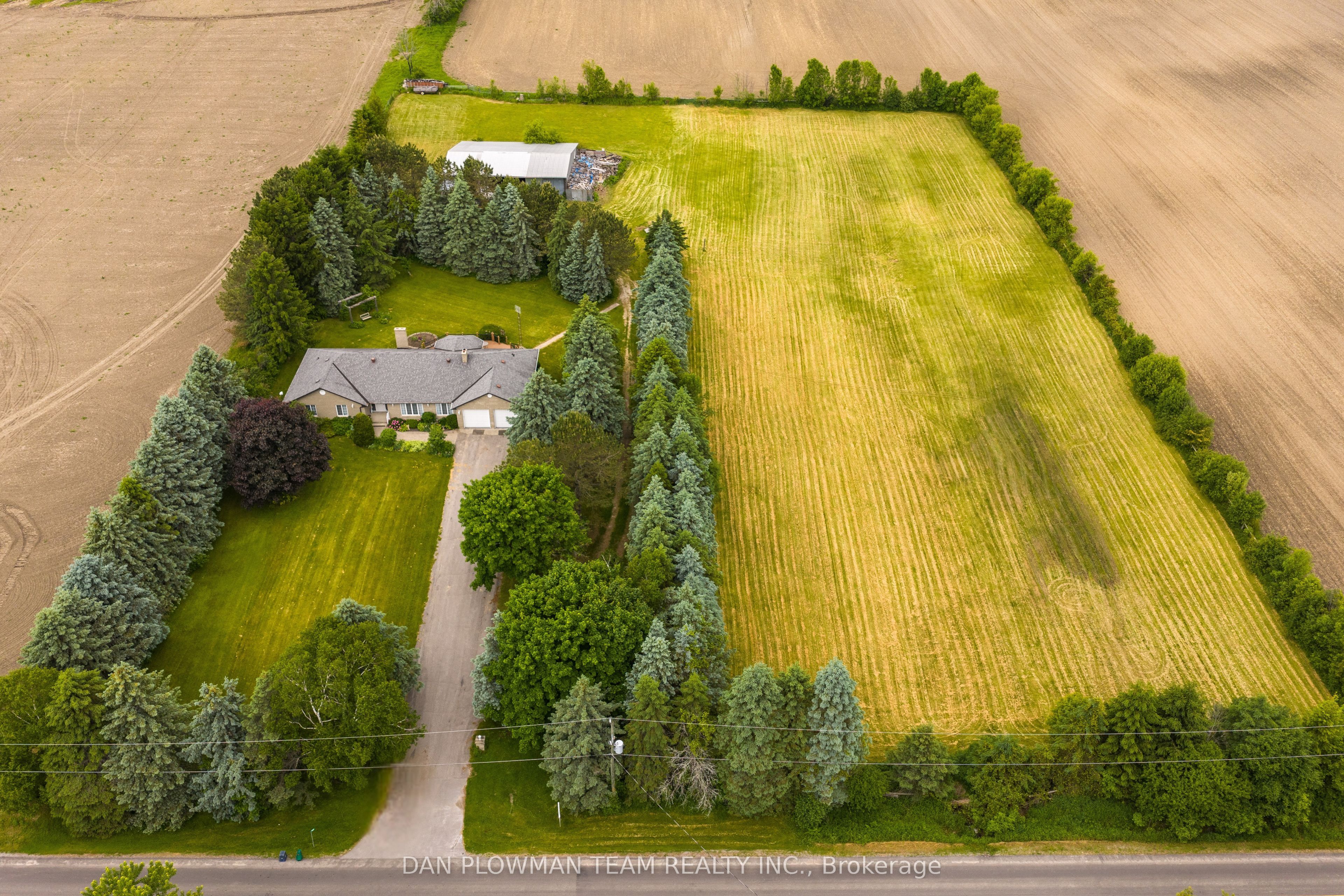 1902 Concession 9 Road Property Photo 3