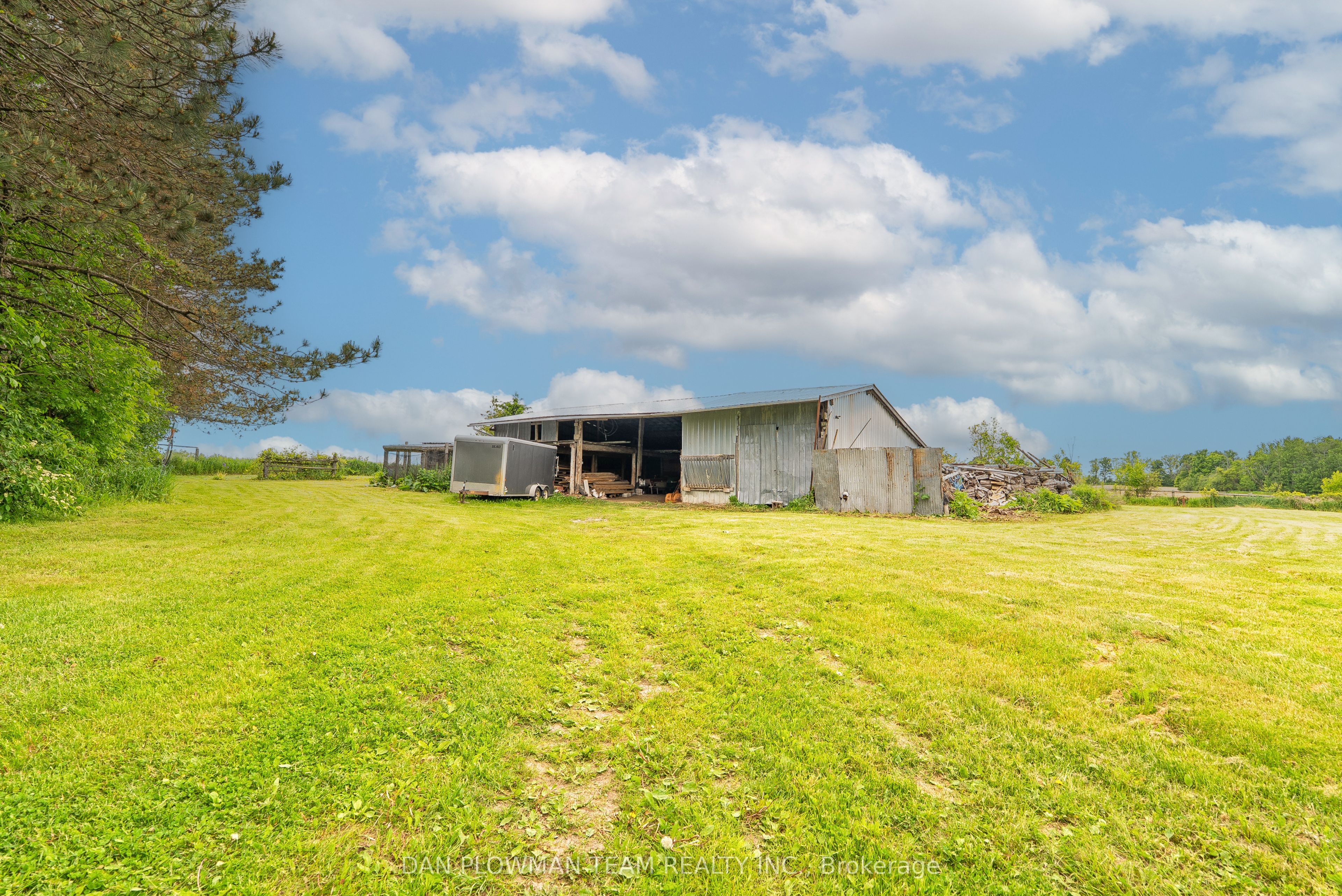 1902 Concession 9 Road Property Photo 46