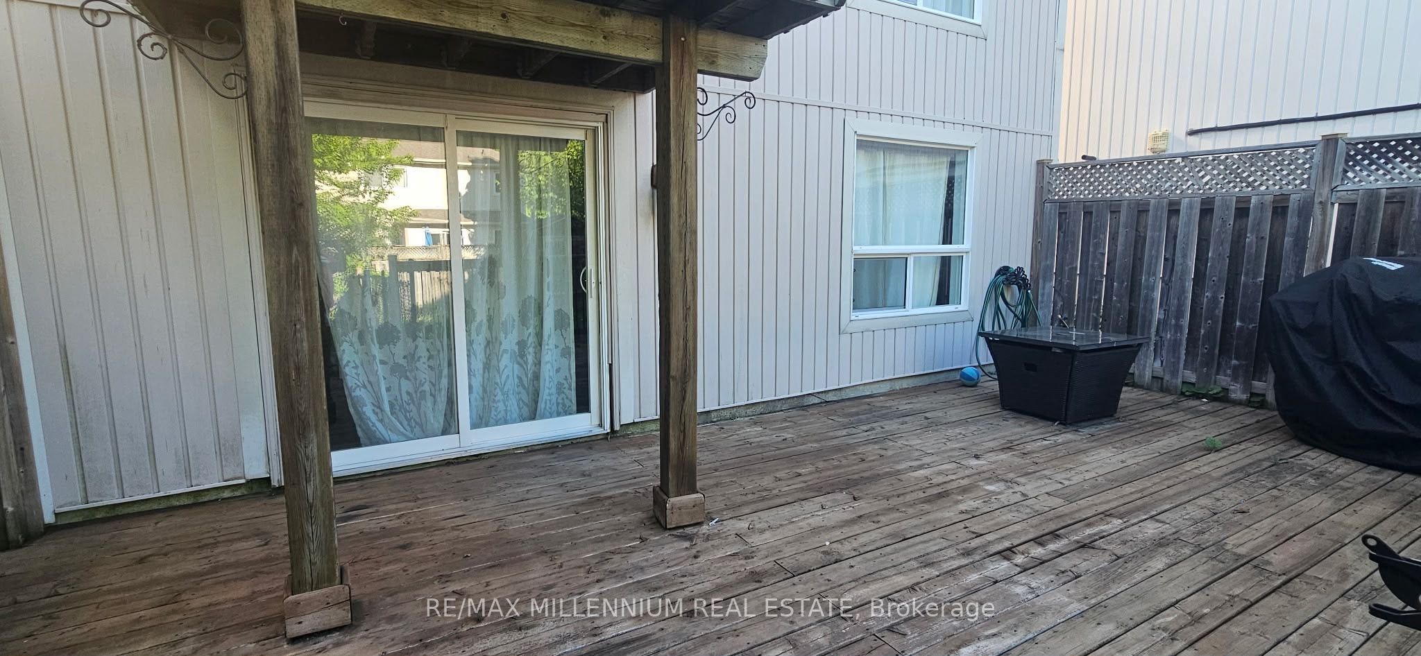 E13577872 Property Photo 2