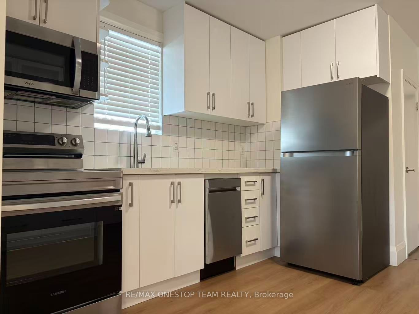 28 Cambrai Avenue Property Photo 3