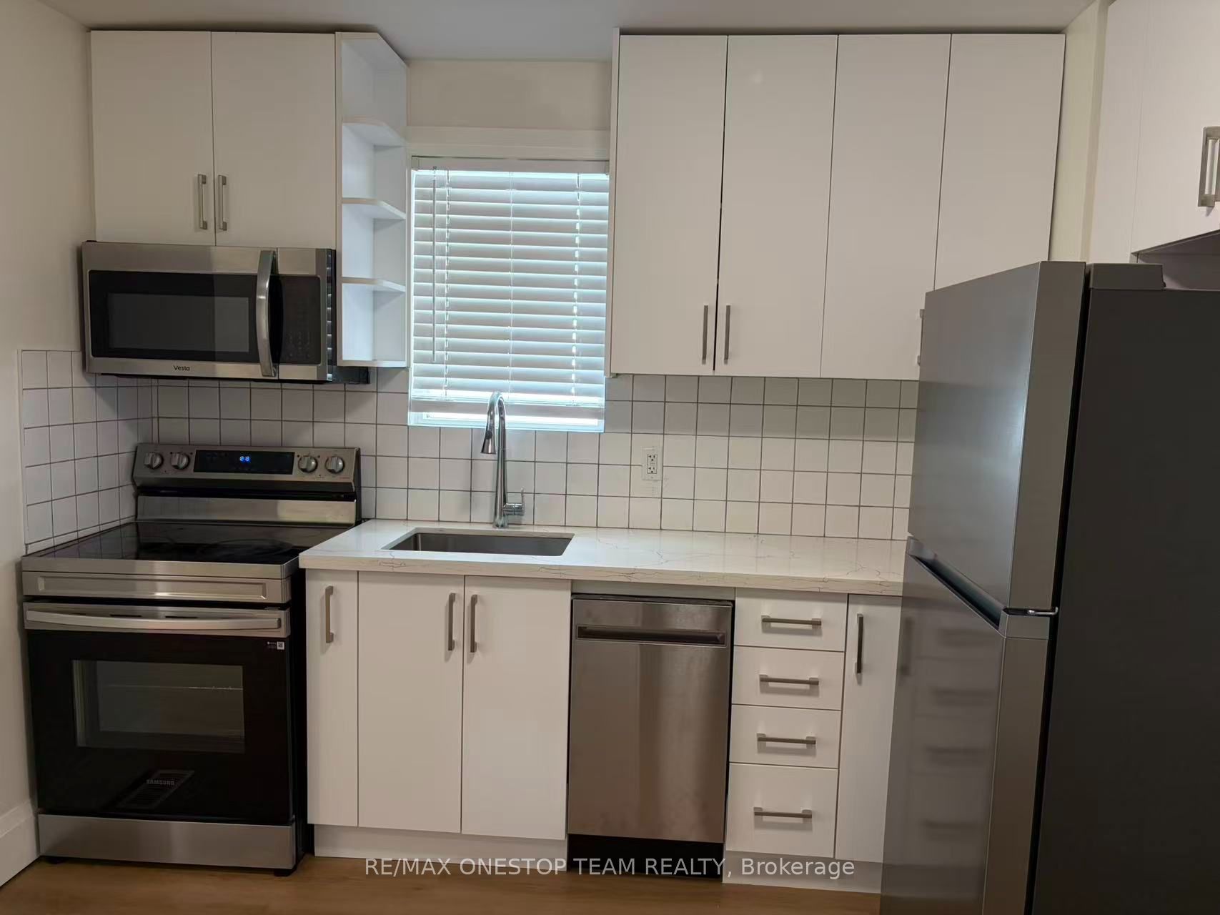 28 Cambrai Avenue Property Photo 4