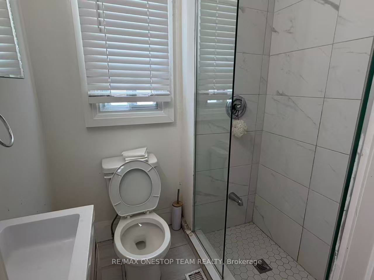 28 Cambrai Avenue Property Photo 8