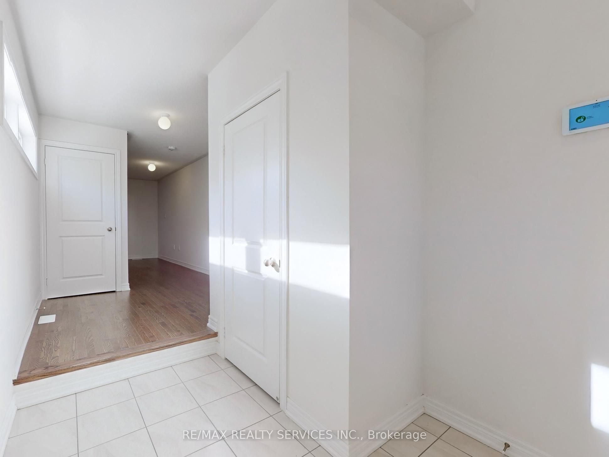 513 Littlewood Lane Property Photo 9