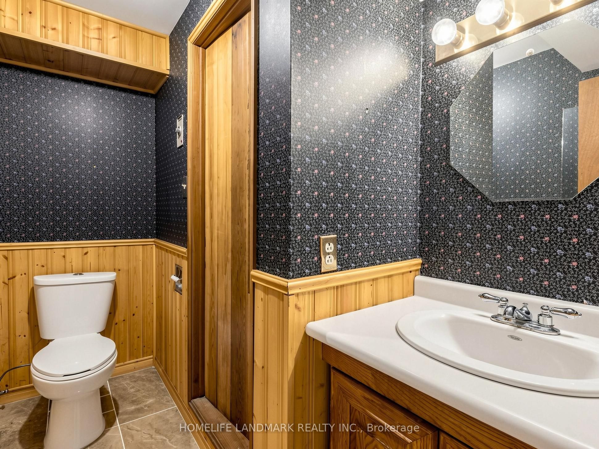 662 Merlin Court Property Photo 25